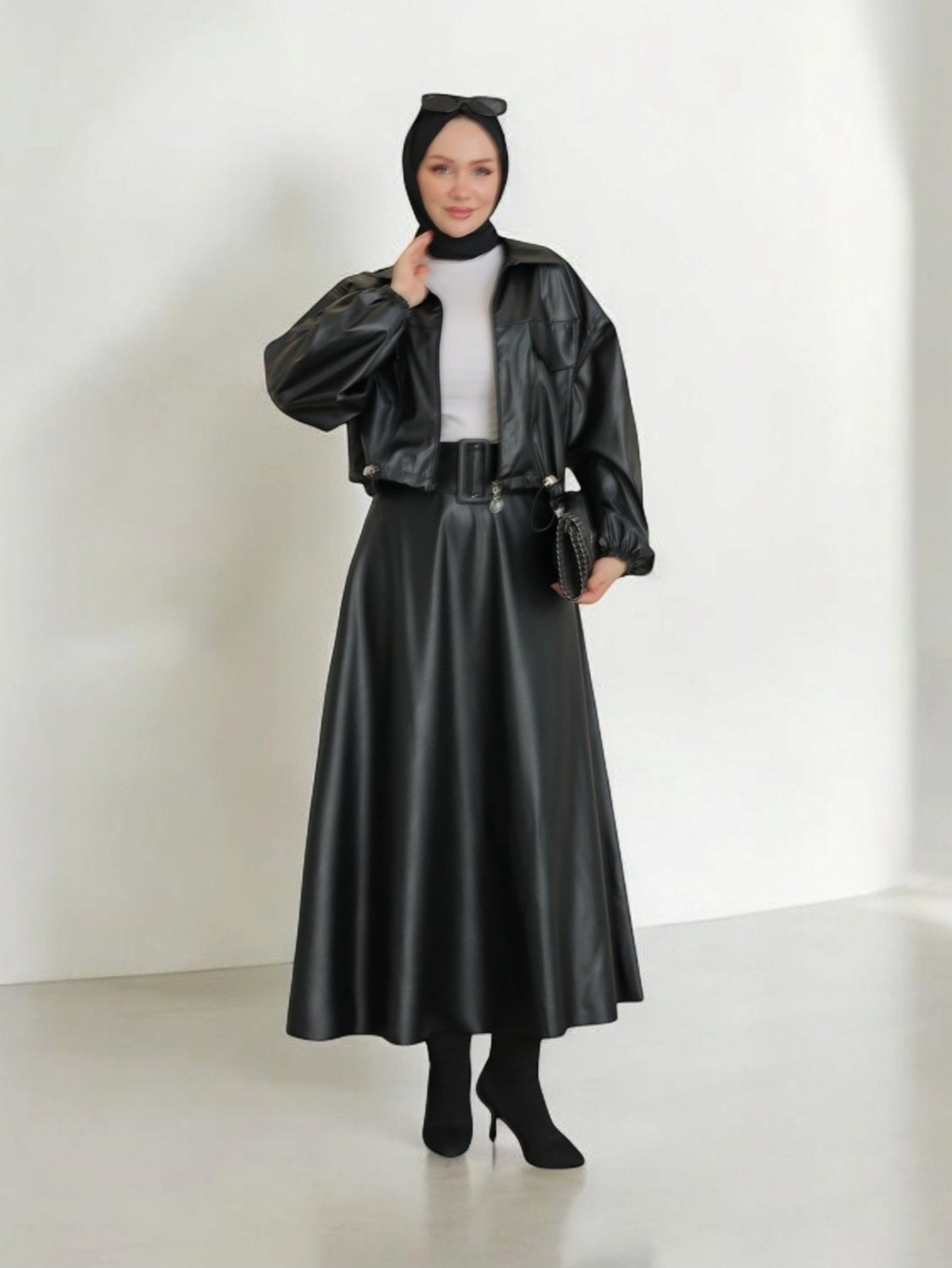 Moda Morfo Beli Lastikli Fermuarlı Deri Ceket -Siyah