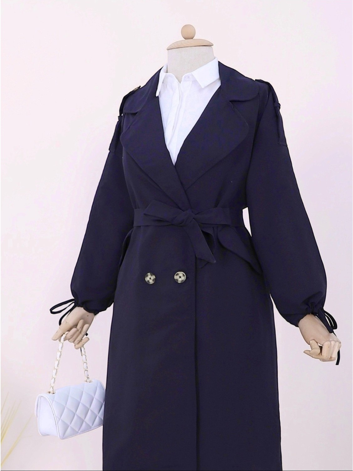 Moda Morfo Kapaklı Cepli Kolu Bağcıklı Trençkot -Siyah görsel 2
