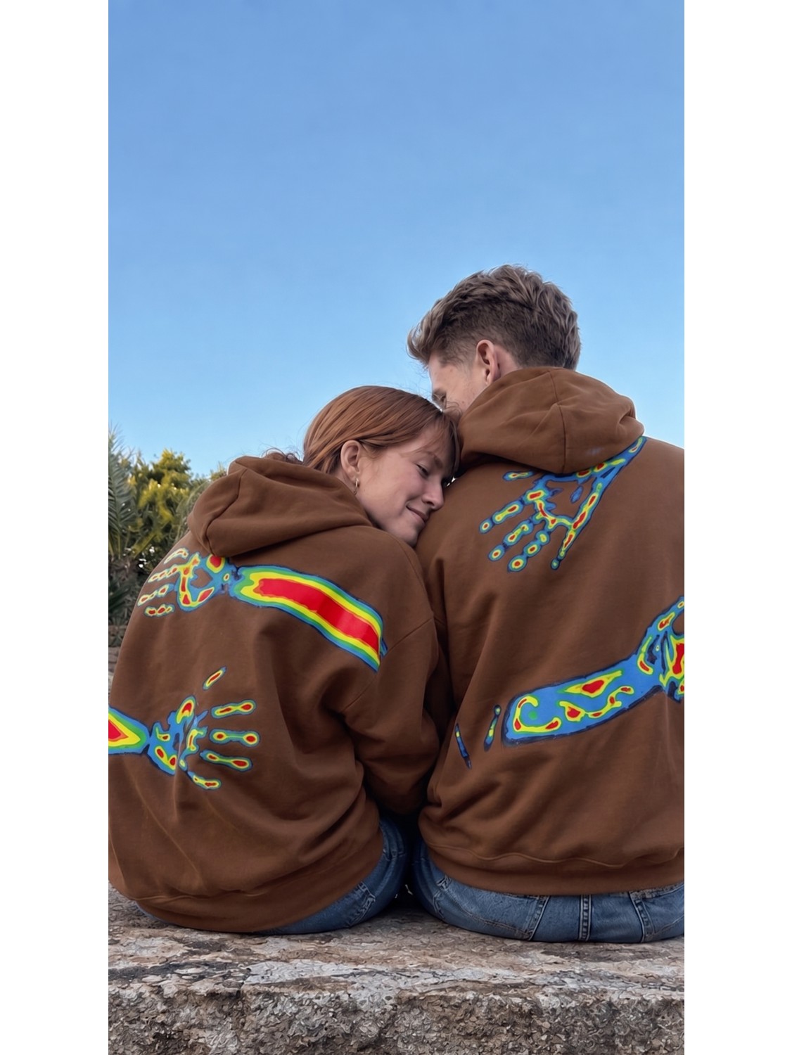 Macklin Sevgili - Arkadaş Çift Kombini Sarılan Eller Sırt Baskılı Özel Tasarım Kapüşonlu Sweatshirt 2li Takım görsel 7