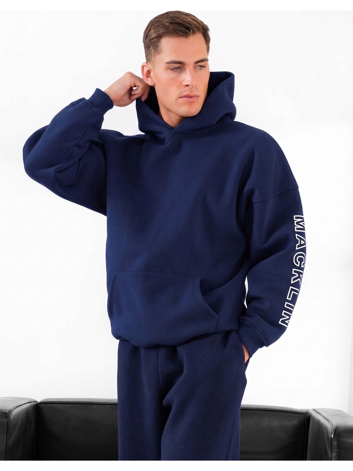 Macklin Unisex Kadın Erkek Macklin Yazı Kol ve Paça Baskılı Oversize 3 Iplik Kapüşonlu Sweatshirt ve Baggy Eşofman Altı görsel 4