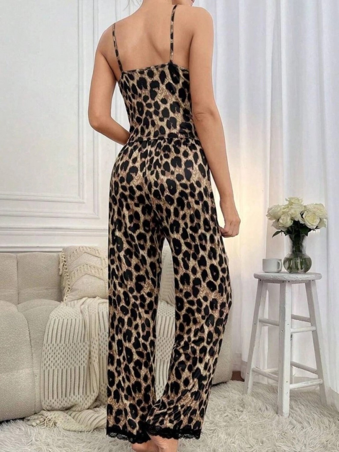 Pileli Store Kadın Ip Askılı Yakası Dantelli Bluz ve Pijama Sandy Ikili Takım görsel 4