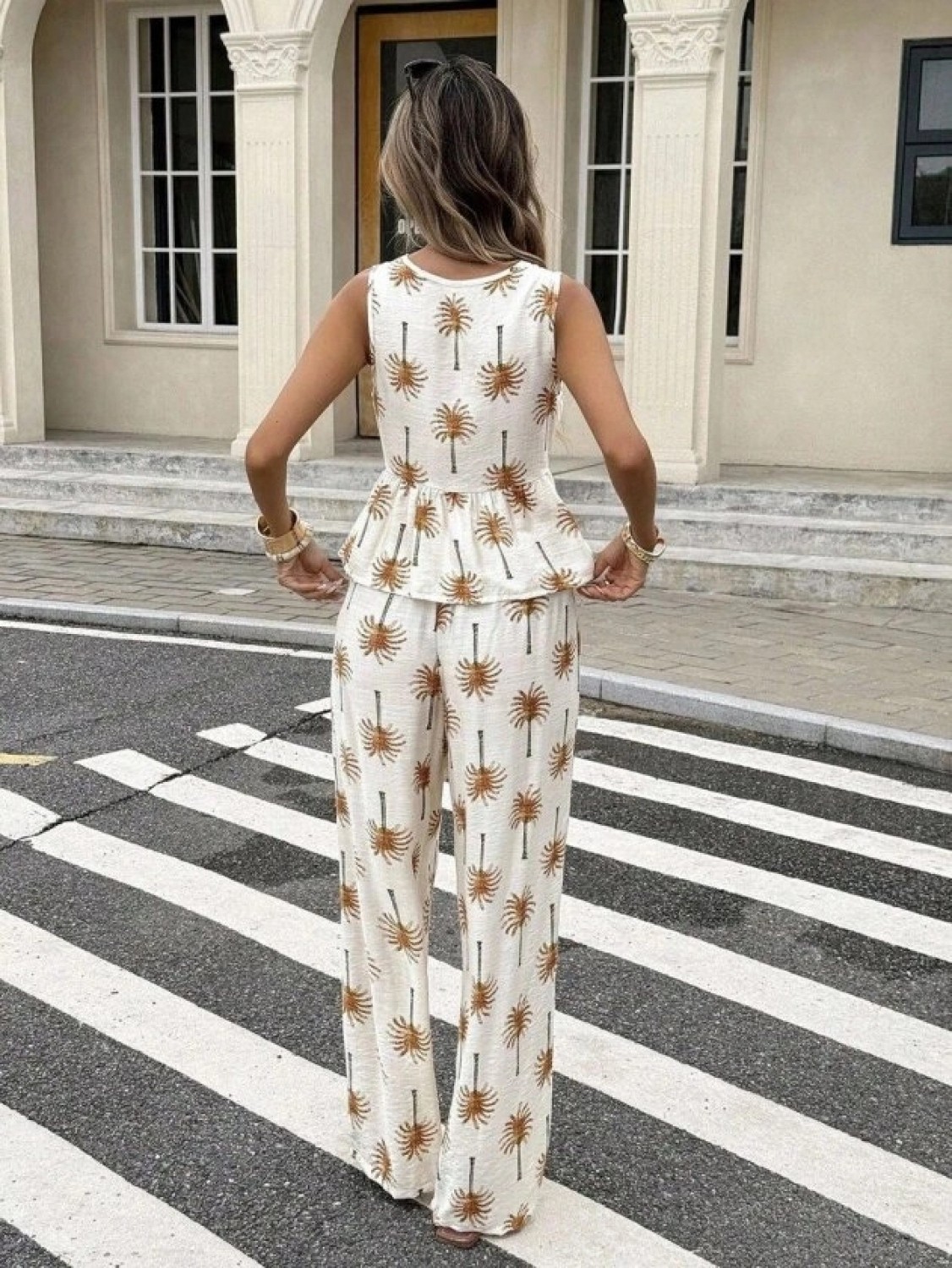 Pileli Store Kadın Askılı V Yakalı Belden Bağlamalı Desenli Bluz ve Pantolon Ikili Takım görsel 3
