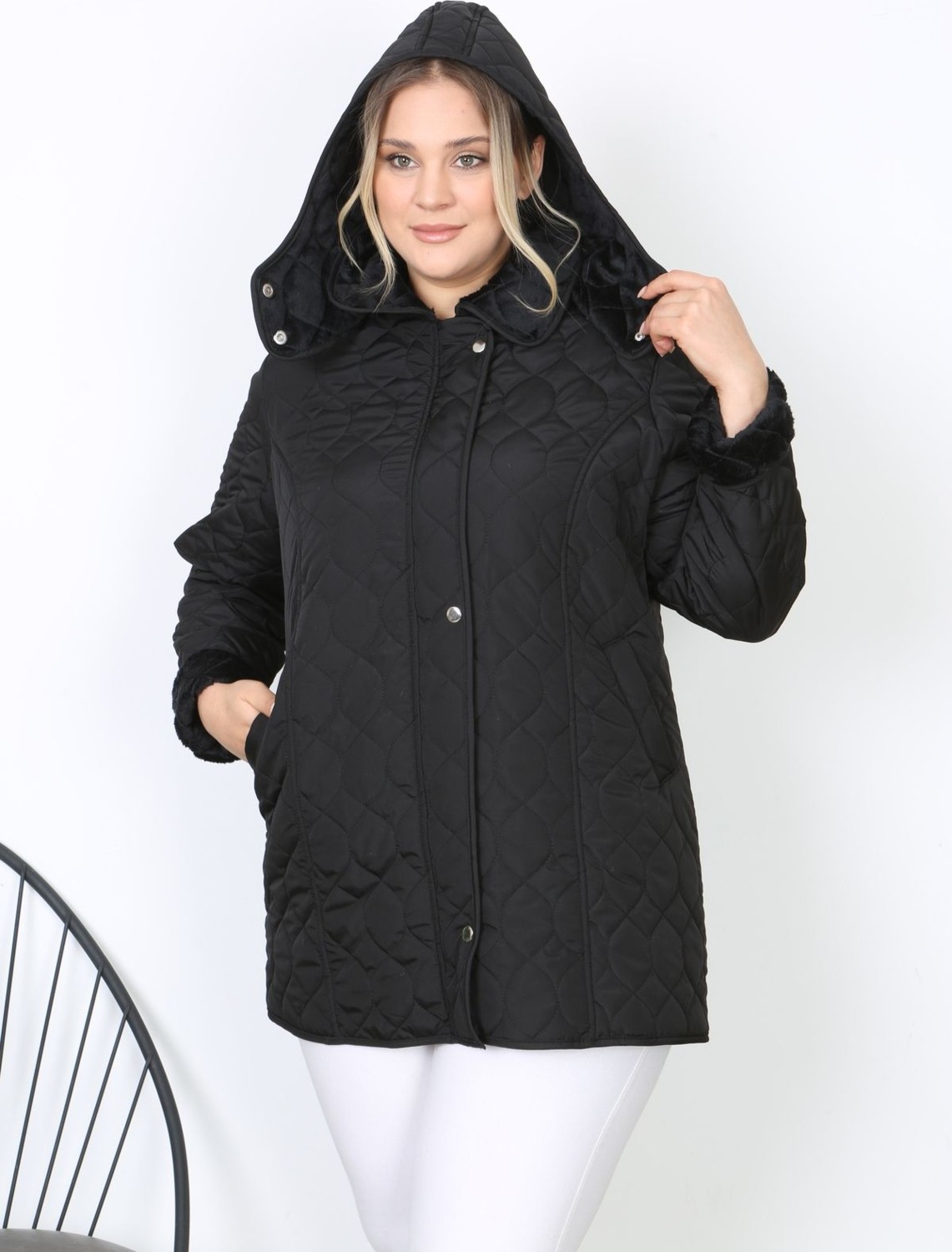 TUTveAL Collection Su Itici Mont, Kapitone, Büyük Beden, Kapüşonlu, Içi Yumuşak Kürklü, Kışlık Mont