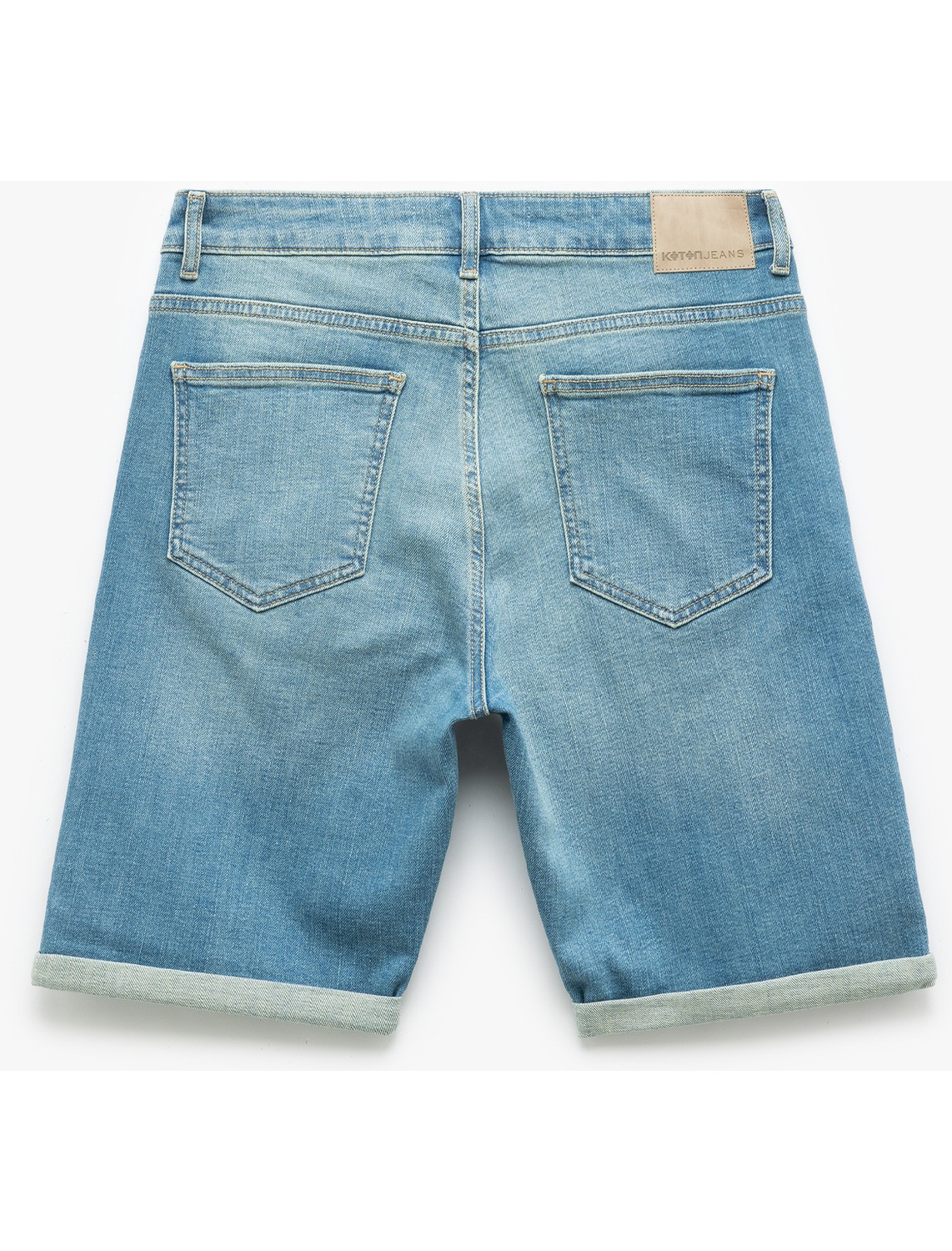 Koton Katlamalı Paça Bermuda Slim Fit Denim Şort görsel 5