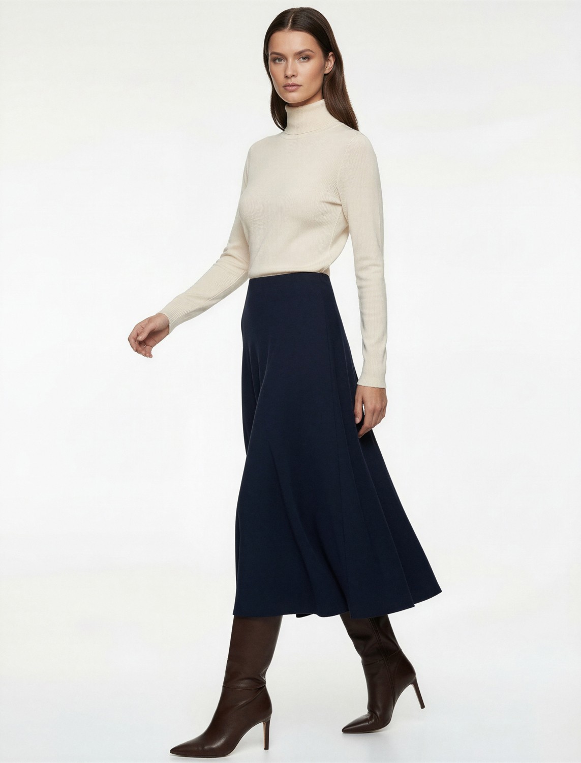 Koton Regular Fit Midi Boy Saten Kloş Etek görsel 2