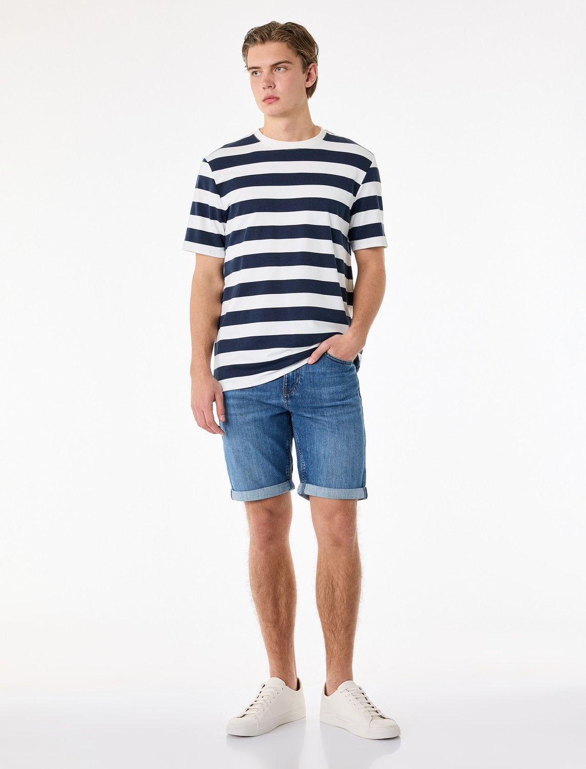 Koton Normal Bel Pamuklu Bermuda Slim Fit Jean Şort