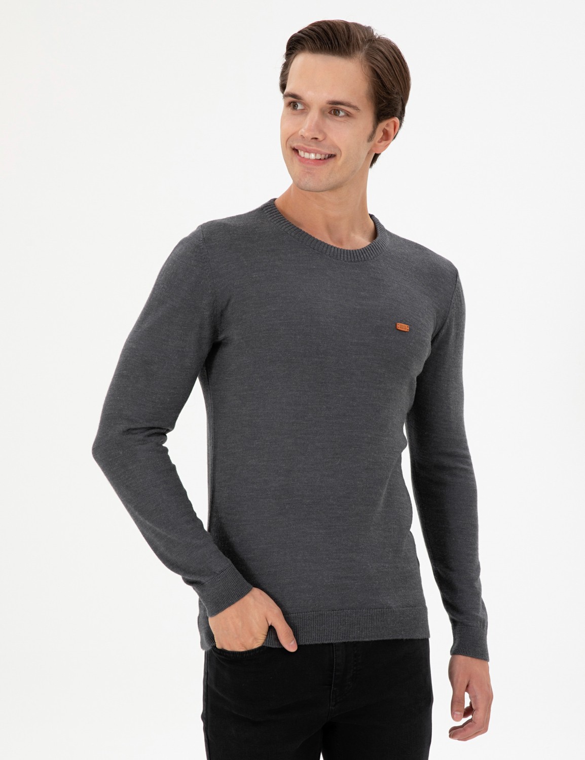 U.S. Polo Assn. Erkek Slim Fit Bisiklet Yaka Antrasit Melanj Kazak 50297040-VR081 görsel 8