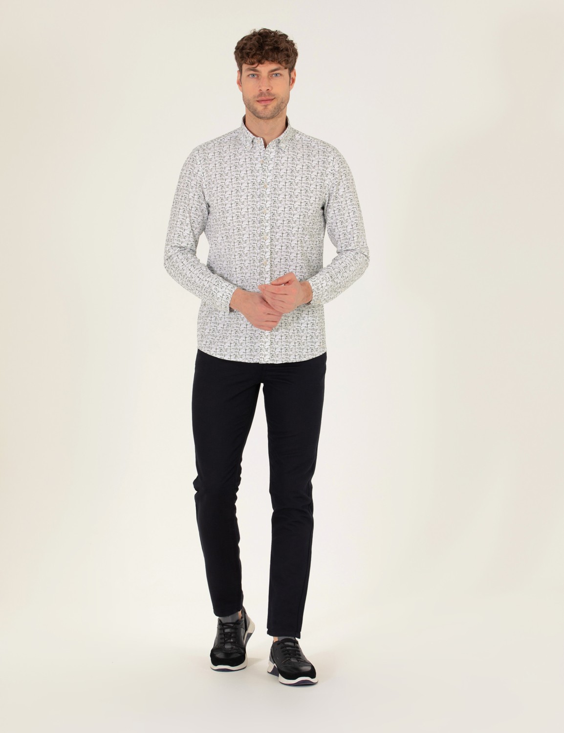 Pierre Cardin Erkek Siyah Slim Fit Keten Karışımlı Kanvas Pantolon 50268095-VR046 Orta Kalınlık ve Düz Cep