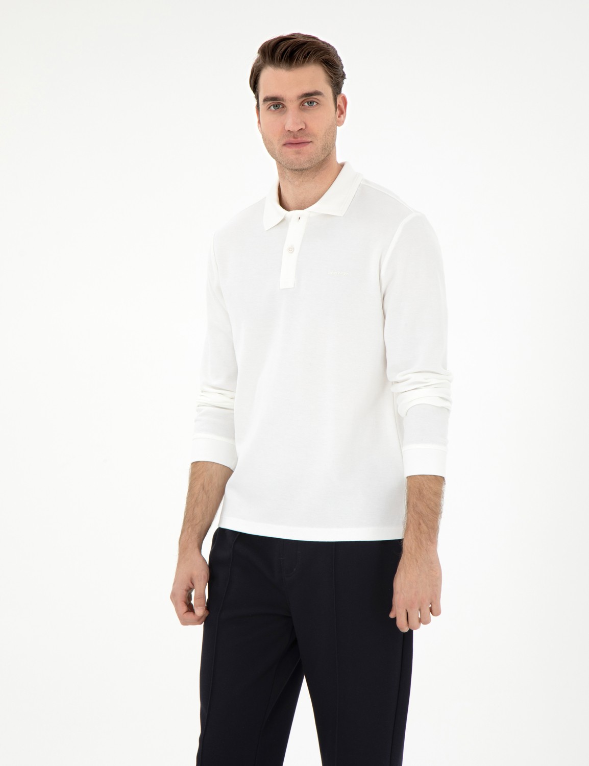 Pierre Cardin Erkek Ekru Slim Fit Kıvrılmaz Yaka Sweatshirt 50307408-VR019