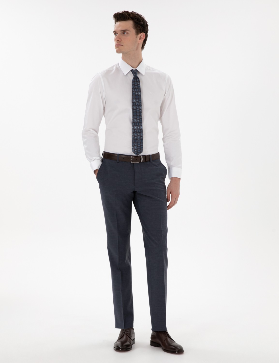 Pierre Cardin Erkek Beyaz %100 Pamuk Parlak Saten Slim Fit Uzun Kollu Basic Gömlek 50305127-VR013 görsel 4
