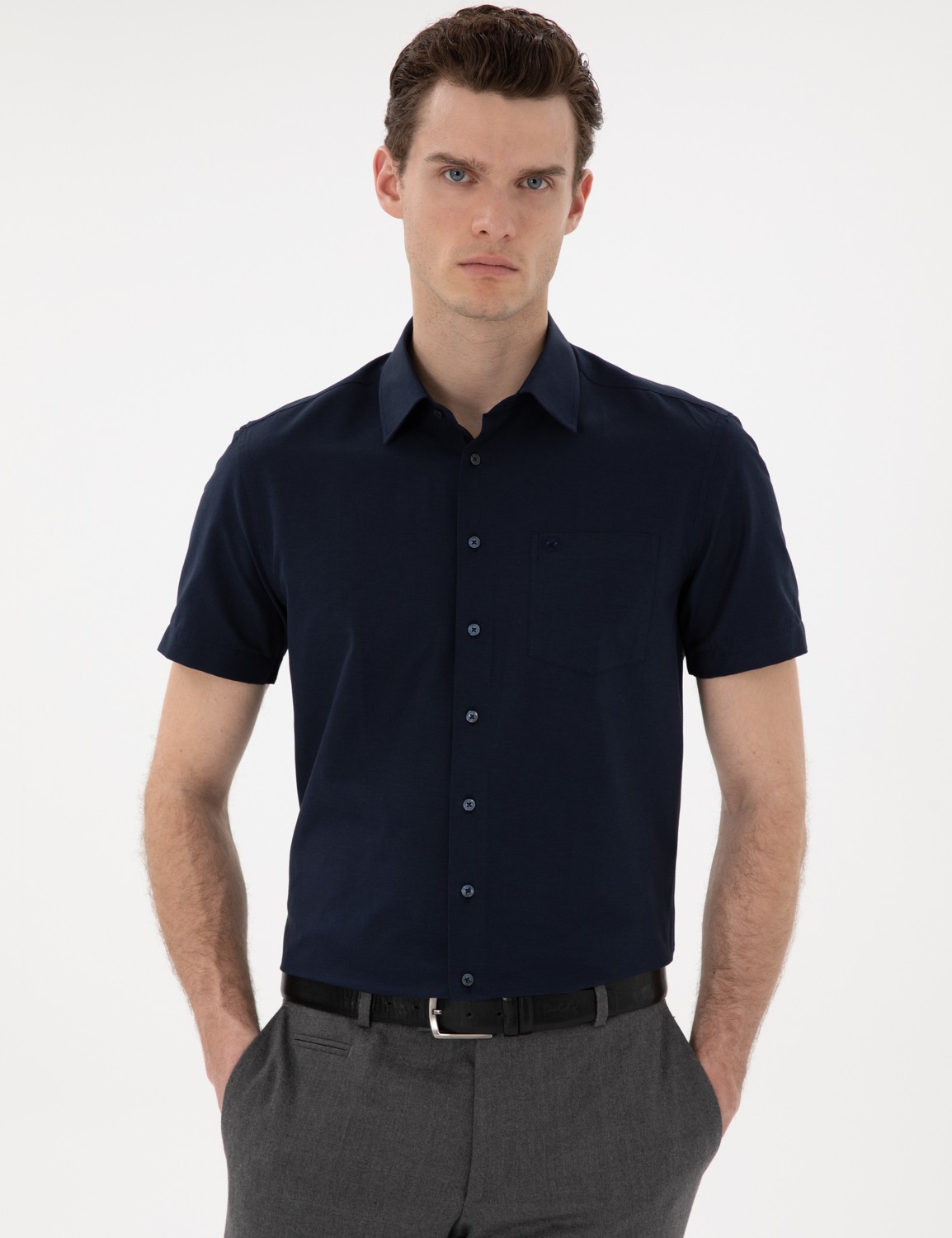 Pierre Cardin Erkek Lacivert Basic Regular Fit Kısa Kollu Cepli Gömlek 50307003-VR033 görsel 3