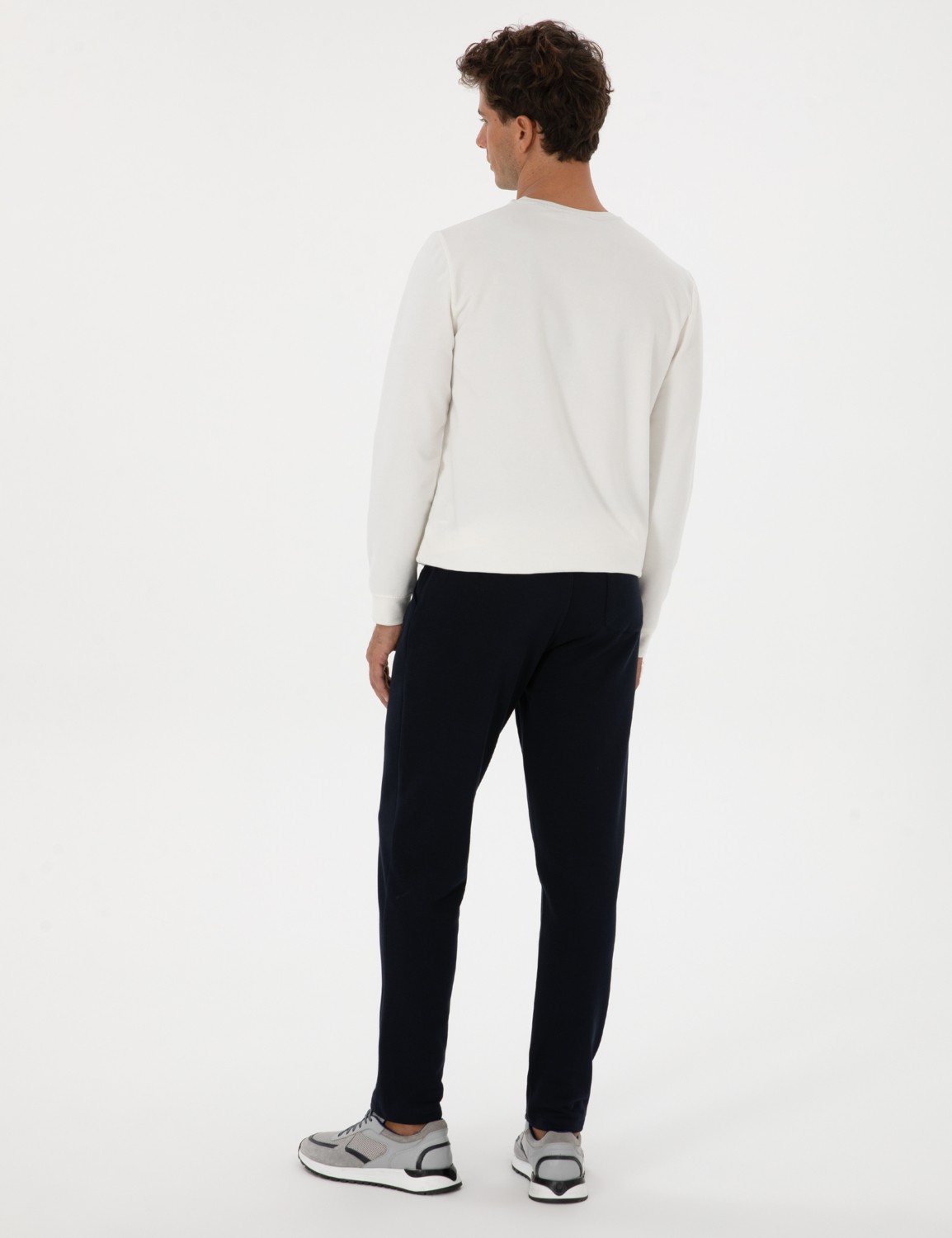 Pierre Cardin Erkek Siyah Slim Fit 3 Iplik Düz Paça Eşofman Altı 50317670-VR046 görsel 4