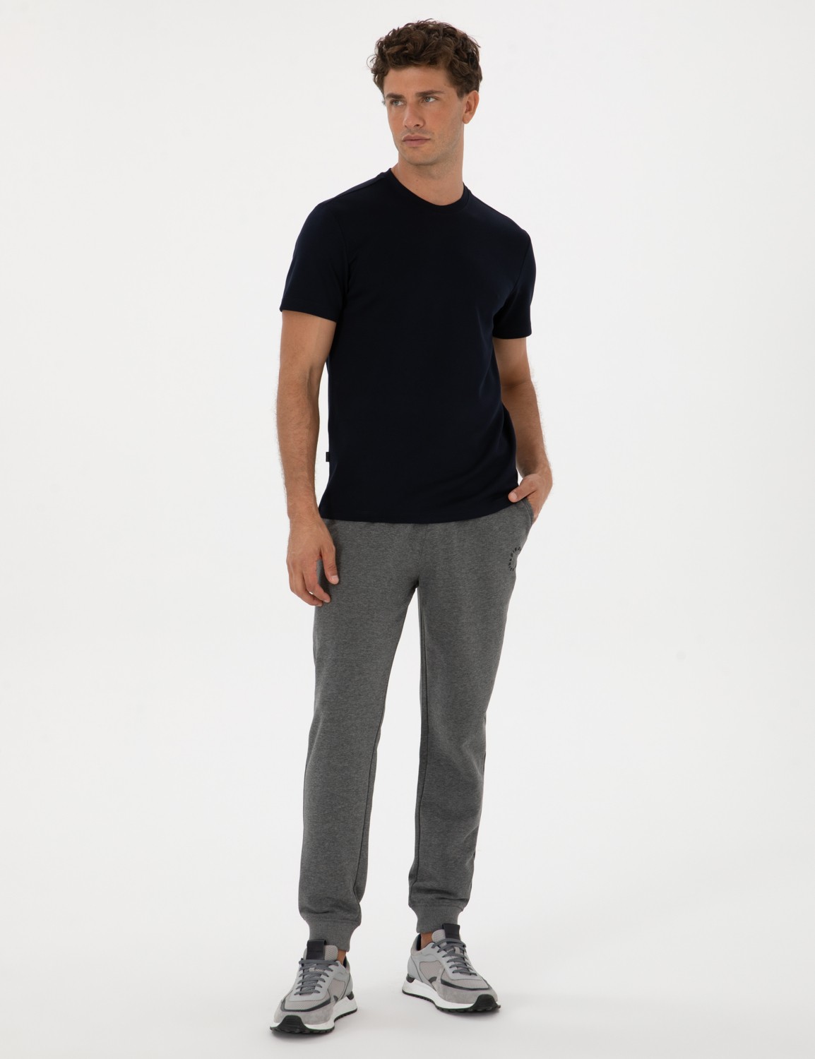 Pierre Cardin Erkek Siyah Slim Fit 3 Iplik Paçası Lastikli Eşofman Altı 50317676-VR046