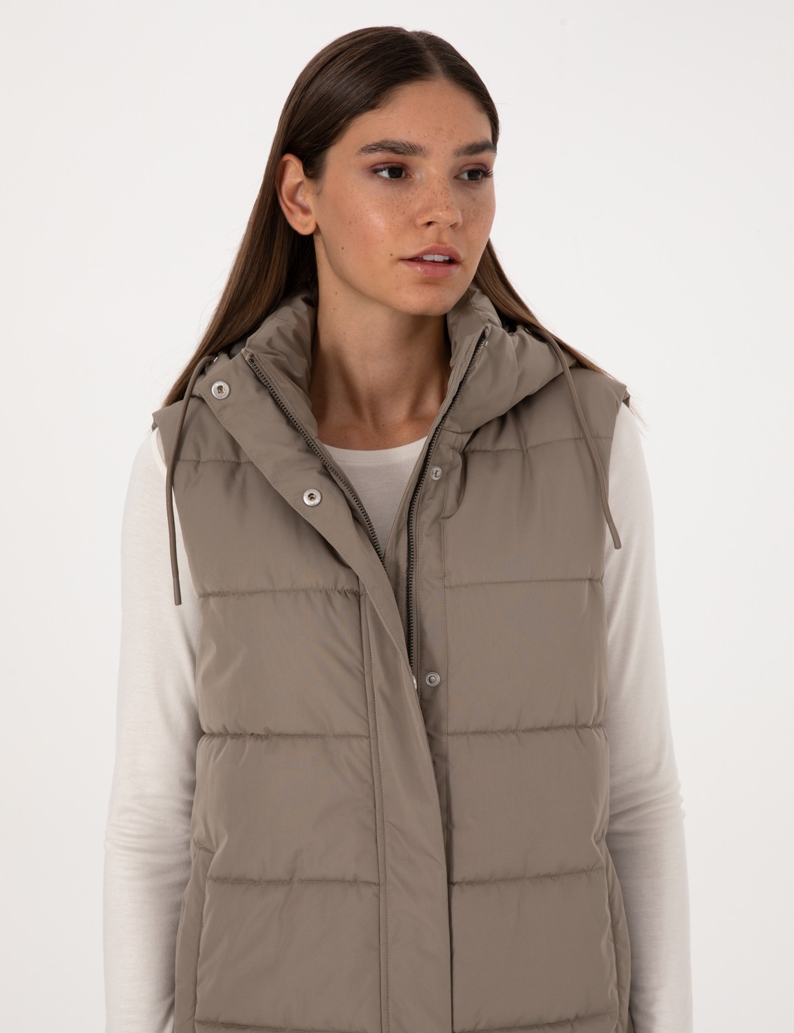 Pierre Cardin Kadın Siyah Çıkarılabilir Kapüşonlu Yelek 50309044-VR046 görsel 2