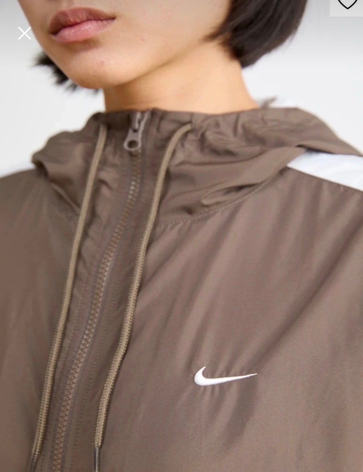 Nike Sportswear Essential Uv Woven Jacket Hd Bol Kalıp Fermuarlı Kahverengi Kadın Yağmurluk FV6298-004 görsel 6