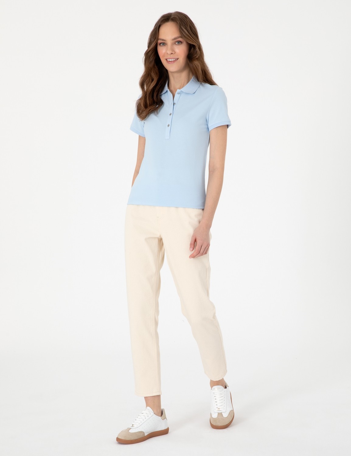 Pierre Cardin Kadın Beyaz Slim Fit Pamuklu Polo Yaka Basic Tişört 50325456-VR013 görsel 4