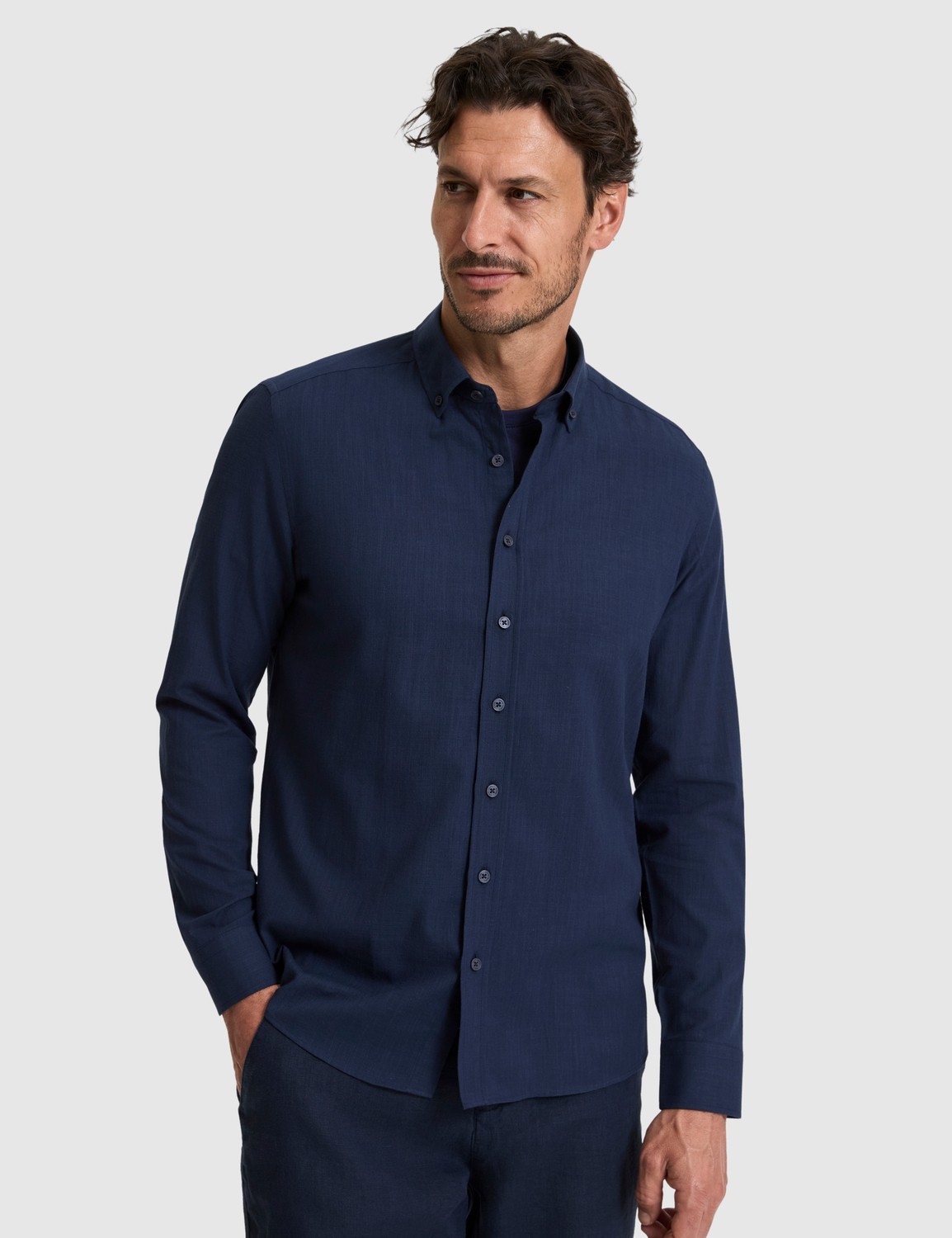 Pierre Cardin Erkek Koyu Lacivert %100 Pamuk Keten Görünümlü Slim Fit Uzun Kollu Gömlek 50325355-VR100
