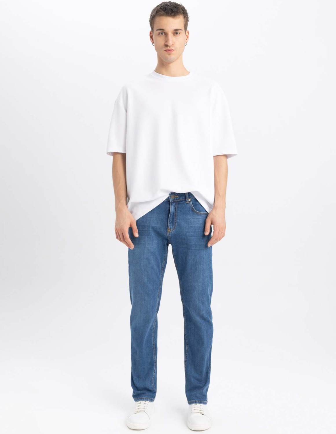 DeFacto Sergio Regular Fit Normal Kalıp Normal Bel Boru Paça Jean Pantolon A6948AX24SP görsel 3