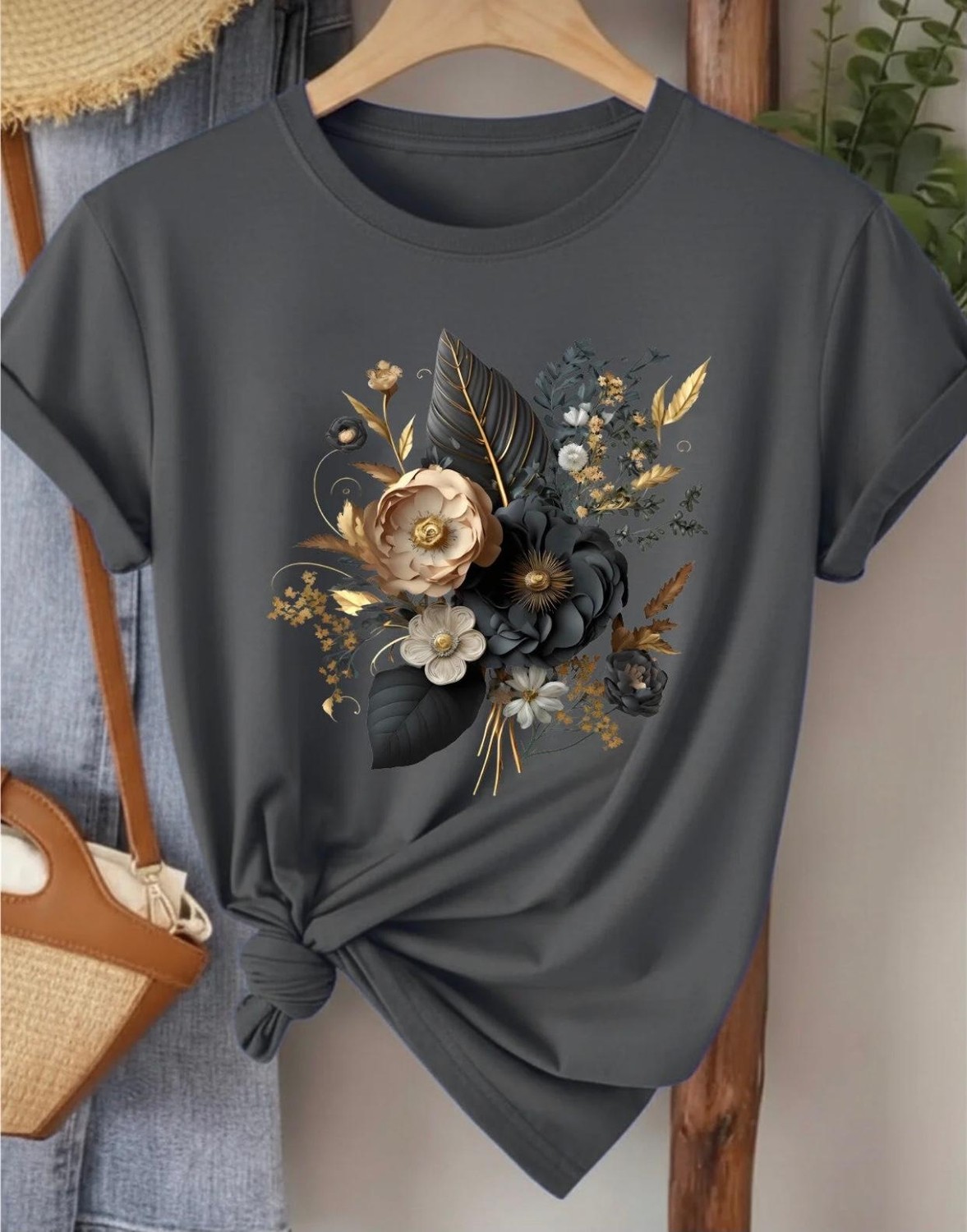 Nigrum Pardus Nıgrum Pardus Yeni Sezon Black Flower Bouquet Baskılı %100 Pamuk Büyük Beden Kadın T-Shirt görsel 2