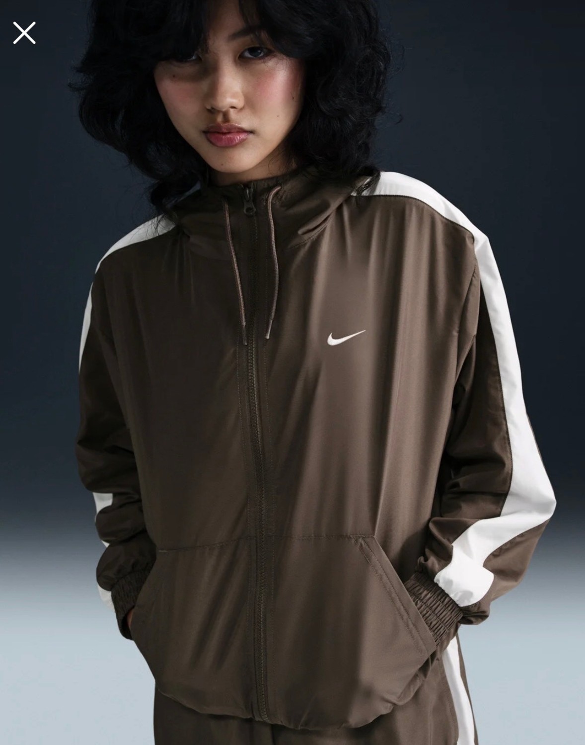 Nike Sportswear Essential Uv Woven Jacket Hd Bol Kalıp Fermuarlı Kahverengi Kadın Yağmurluk FV6298-004 görsel 5