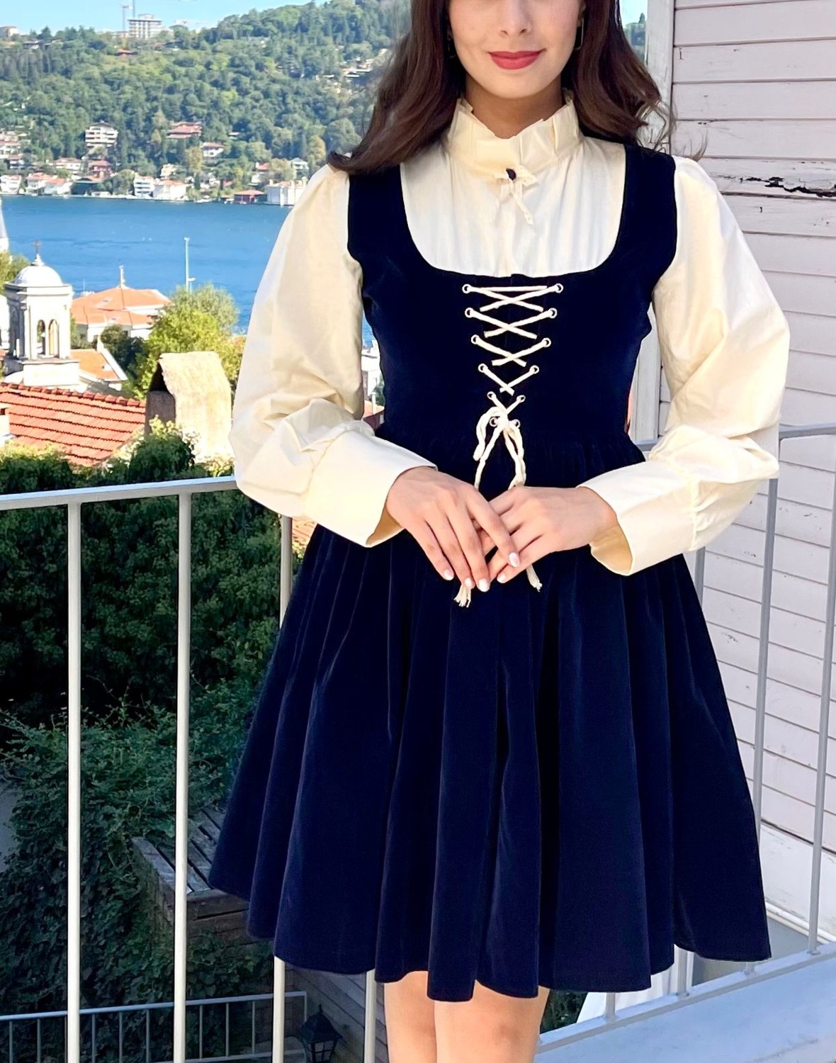 Madame Lucid Retro Kadife Mavi Mini Elbise görsel 2