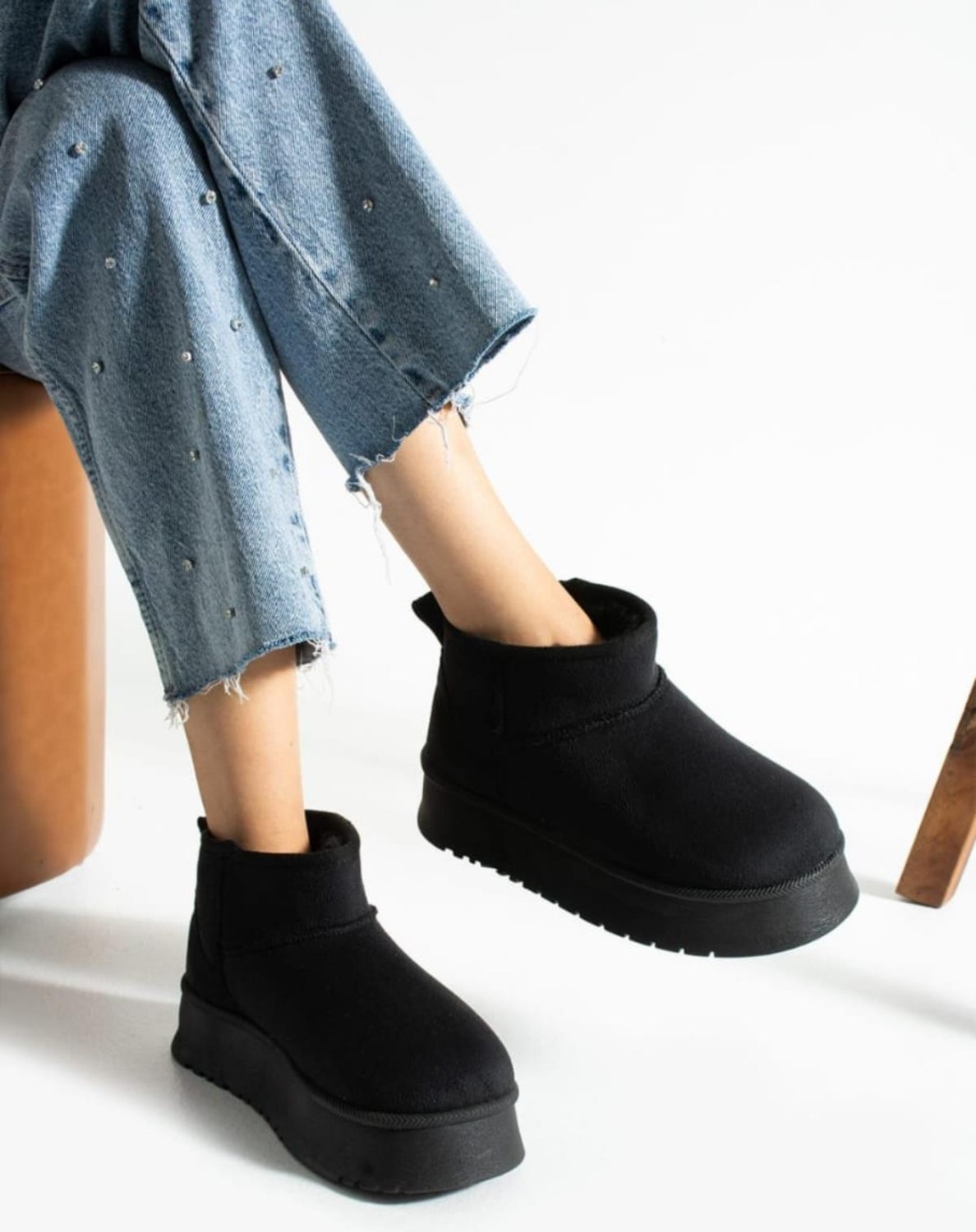 Neon Shoes Kadın Süet Içi Kürklü Yünlü Kalın Tabanlı Kışlık Bilekte Kısa Ug Bot & Bootie görsel 4