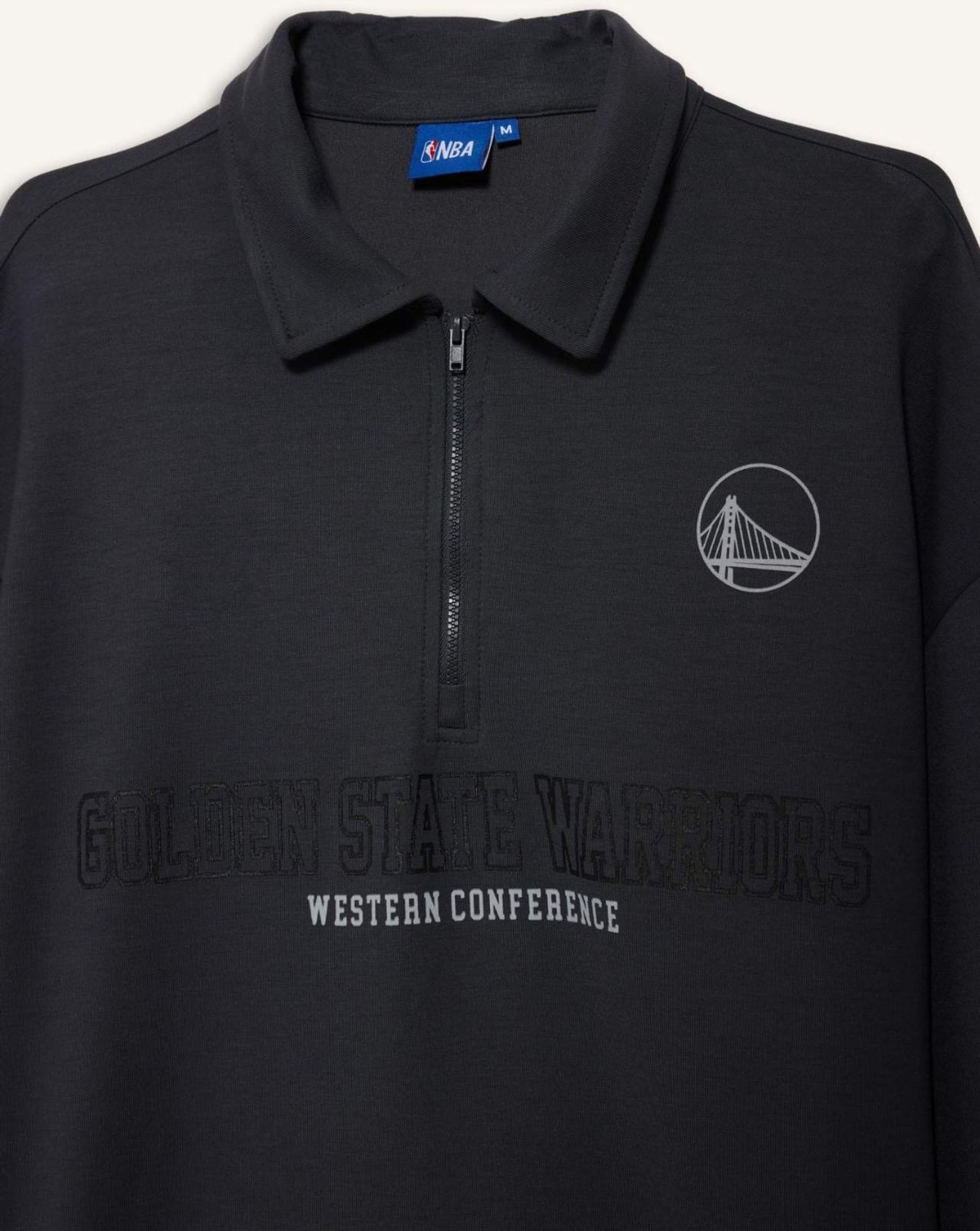 DeFacto NBA Golden State Warriors Boxy Fit Polo Yaka Skuba Dalgıç Kumaş Sweatshirt F6974AX26SP görsel 5