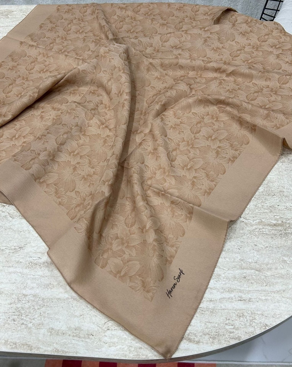 Harem Scarf Gold Derin Eşarp Mousse