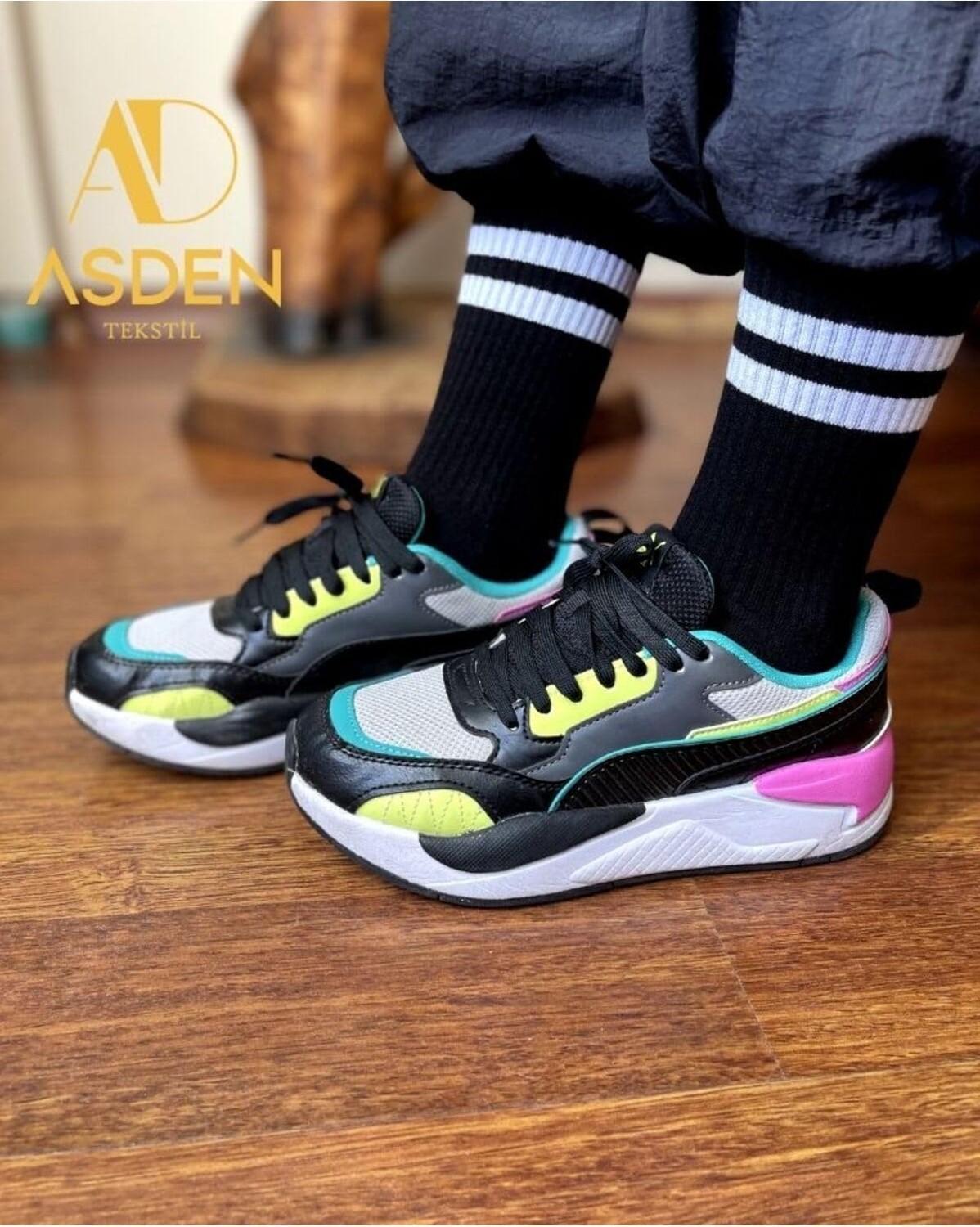 Aesco Unisex Bambu (Siyah) Kolej Tenis Çorap Premium, Beyaz Çizgili 3'lü Paket görsel 2