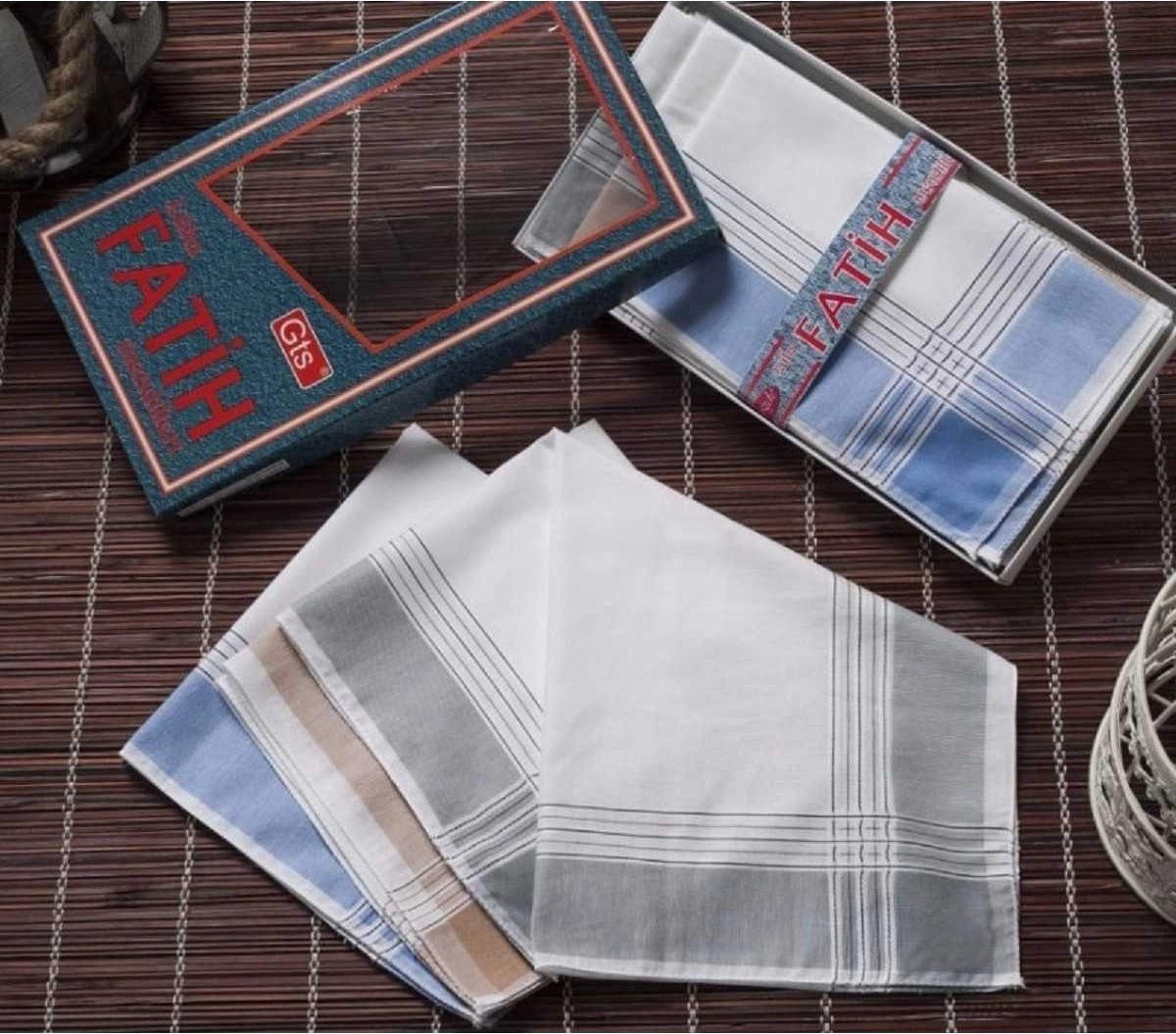 Universal Fatih Kutulu 40X40 cm Düzine 12 Adet Kumaş Mendil Fm 01
