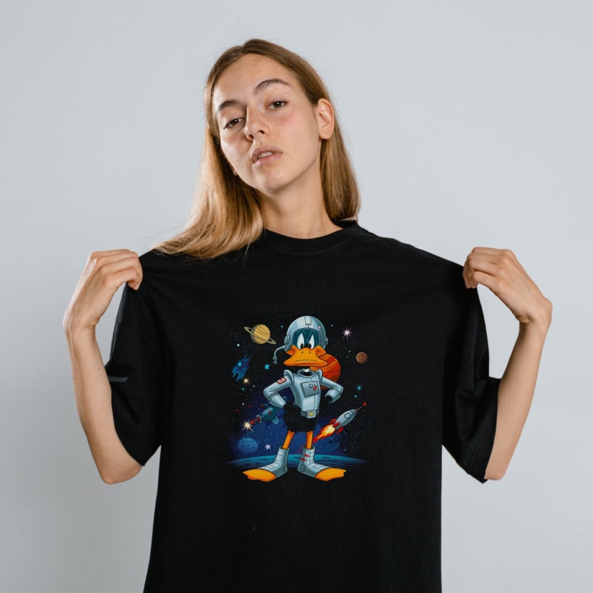 Fantastik Store Duck Dodgers Uzay Baskılı Unisex Siyah Oversize Tişört - 24/1 Penye görsel 4