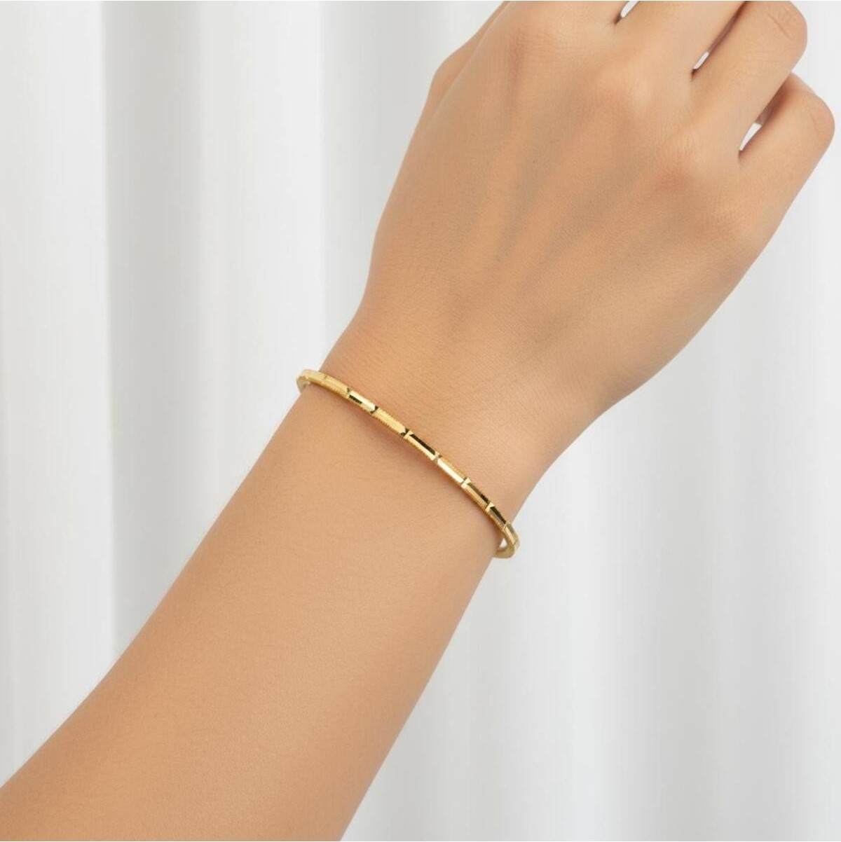 Kuyumcu Nurettin 8 gr (Gram) Yeni Kalemli Oluklu Ajda Bilezik 22 Ayar Altın Yatırımlık Işçiliksiz