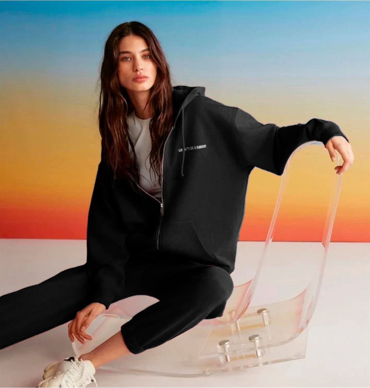 Grimelange Ametıs Kadın Nakış Yazı Detaylı Organik Pamuk Oversize Kapüşonlu Siyah Sweatshirt görsel 2