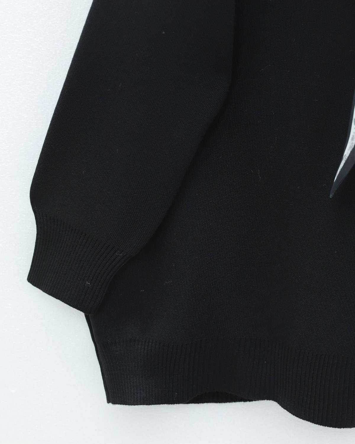 Moda Morfo Yuvarlak Yaka Fularlı Salaş Triko Tunik -Siyah görsel 6