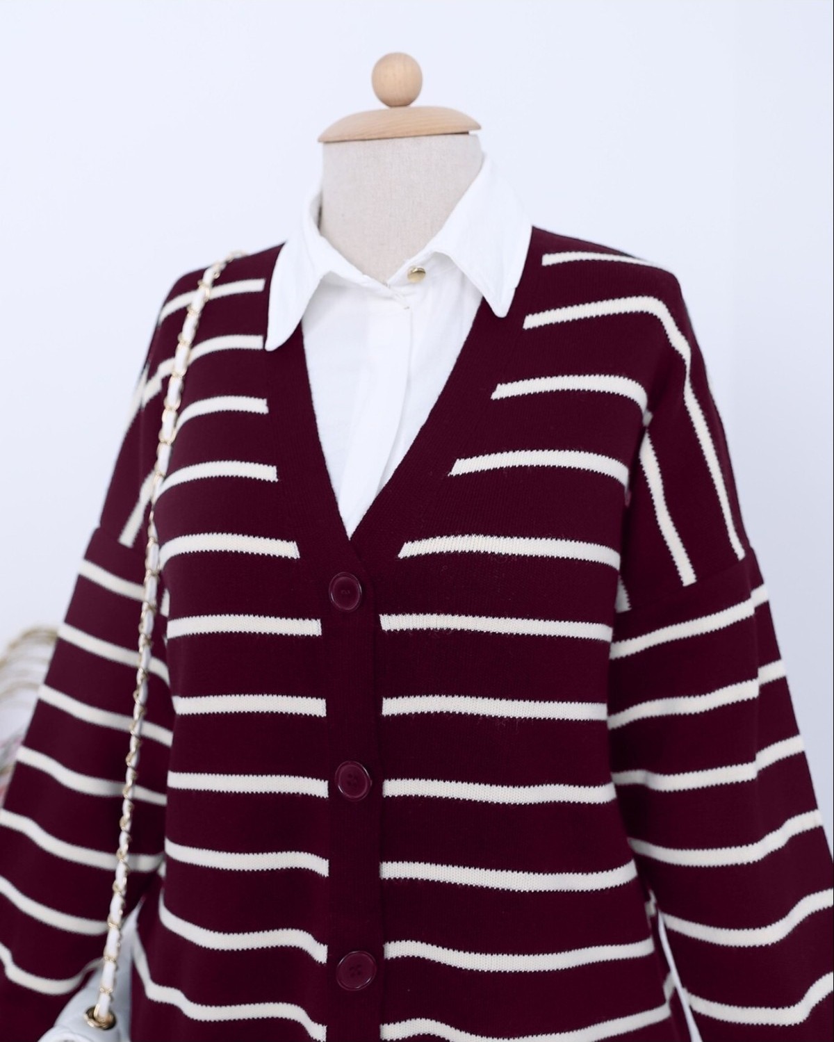 Moda Morfo Çizgili Düğmeli V Yaka Triko Hırka -Füme görsel 8