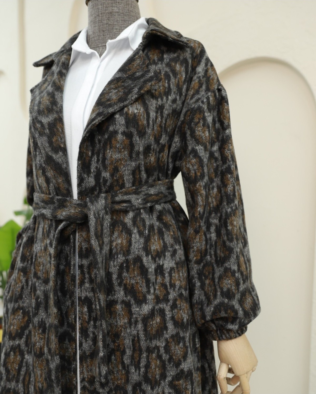 Moda Morfo Kruvaze Yaka Kemerli Cepli Leopar Desen Kaşe Kap -Leopar görsel 5