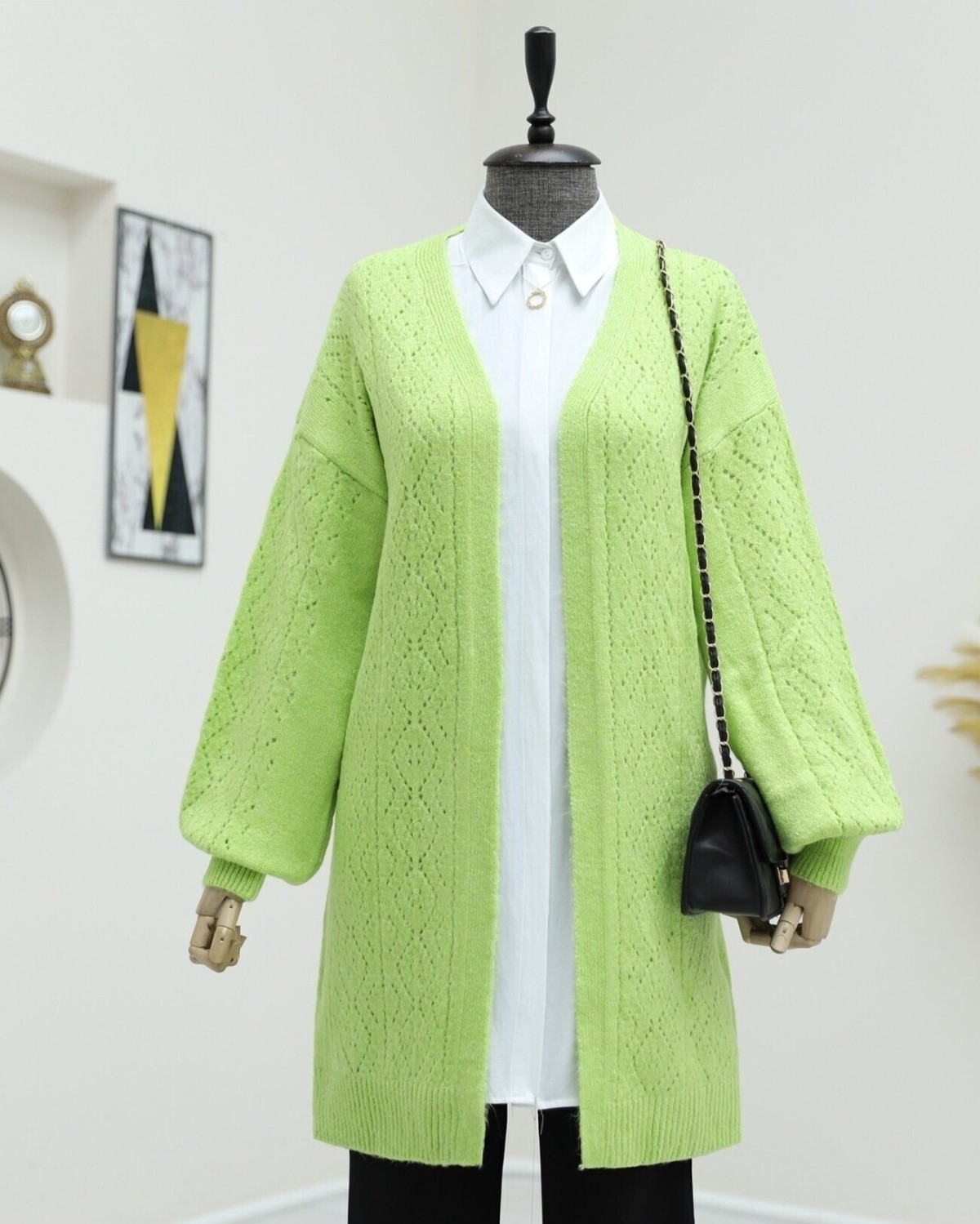 Moda Morfo Kolu ve Önü Ajurlu Yumoş Hırka -F.Yeşili görsel 2