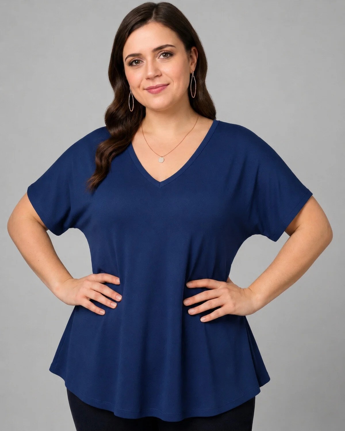 Curvy Trend Büyük Beden V Yaka Kısa Kol Geniş Etekli Bluz