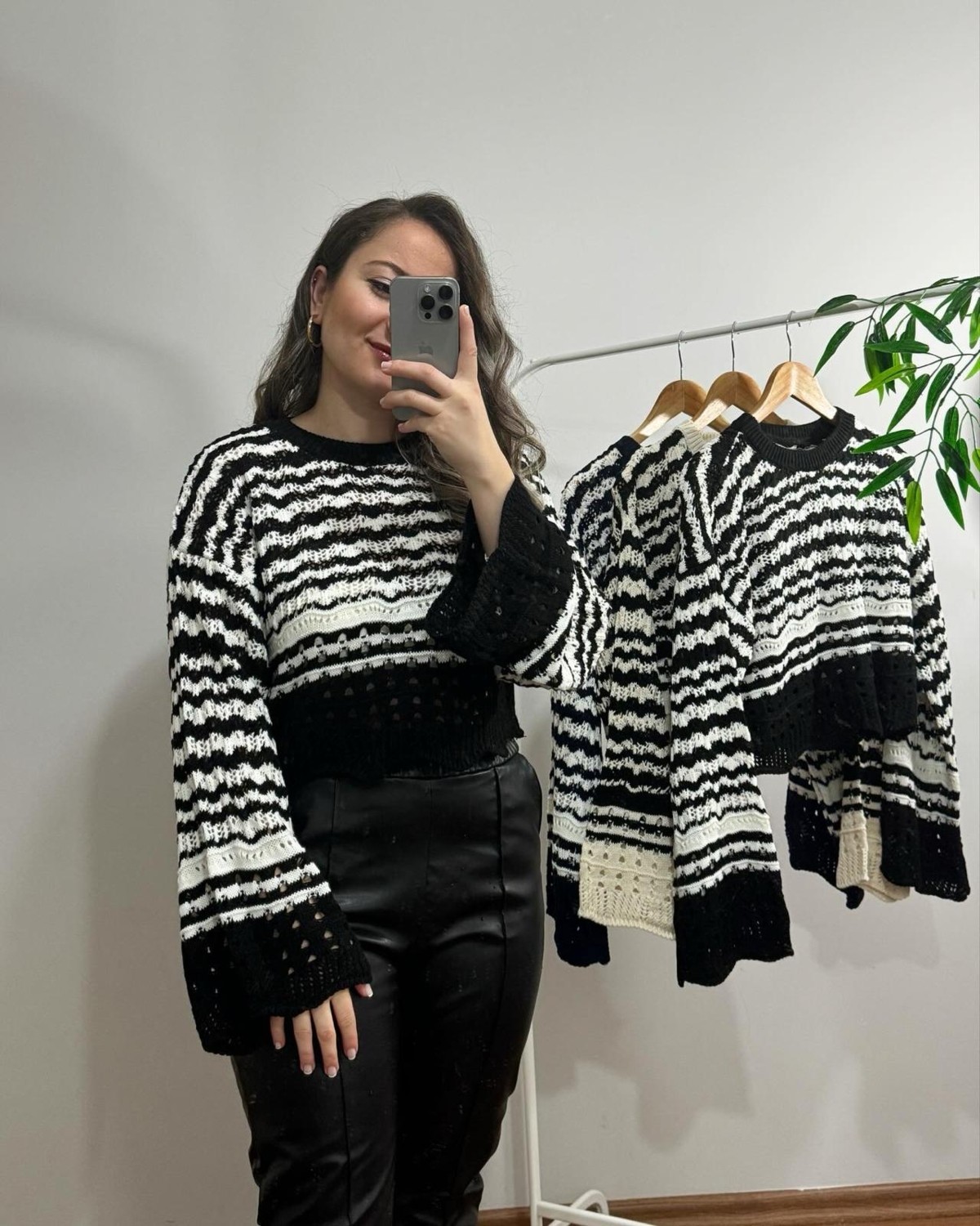 Hellie Kazak görsel 2