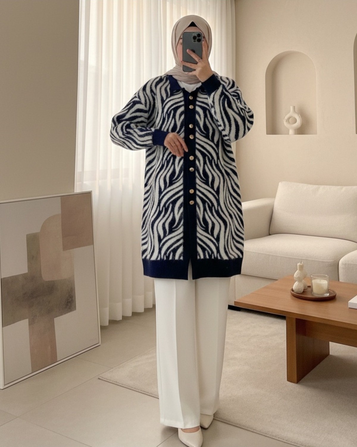 Moda Morfo Düğmeli Zebra Desen Sakallı Triko Hırka -Kahve
