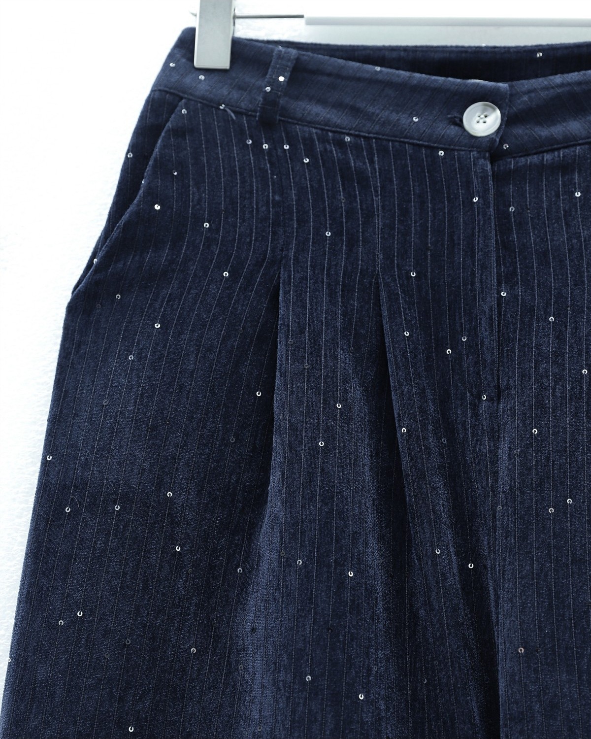 Moda Morfo Cepli Bol Paça Pul Detaylı Kadife Pantolon -Bej görsel 5