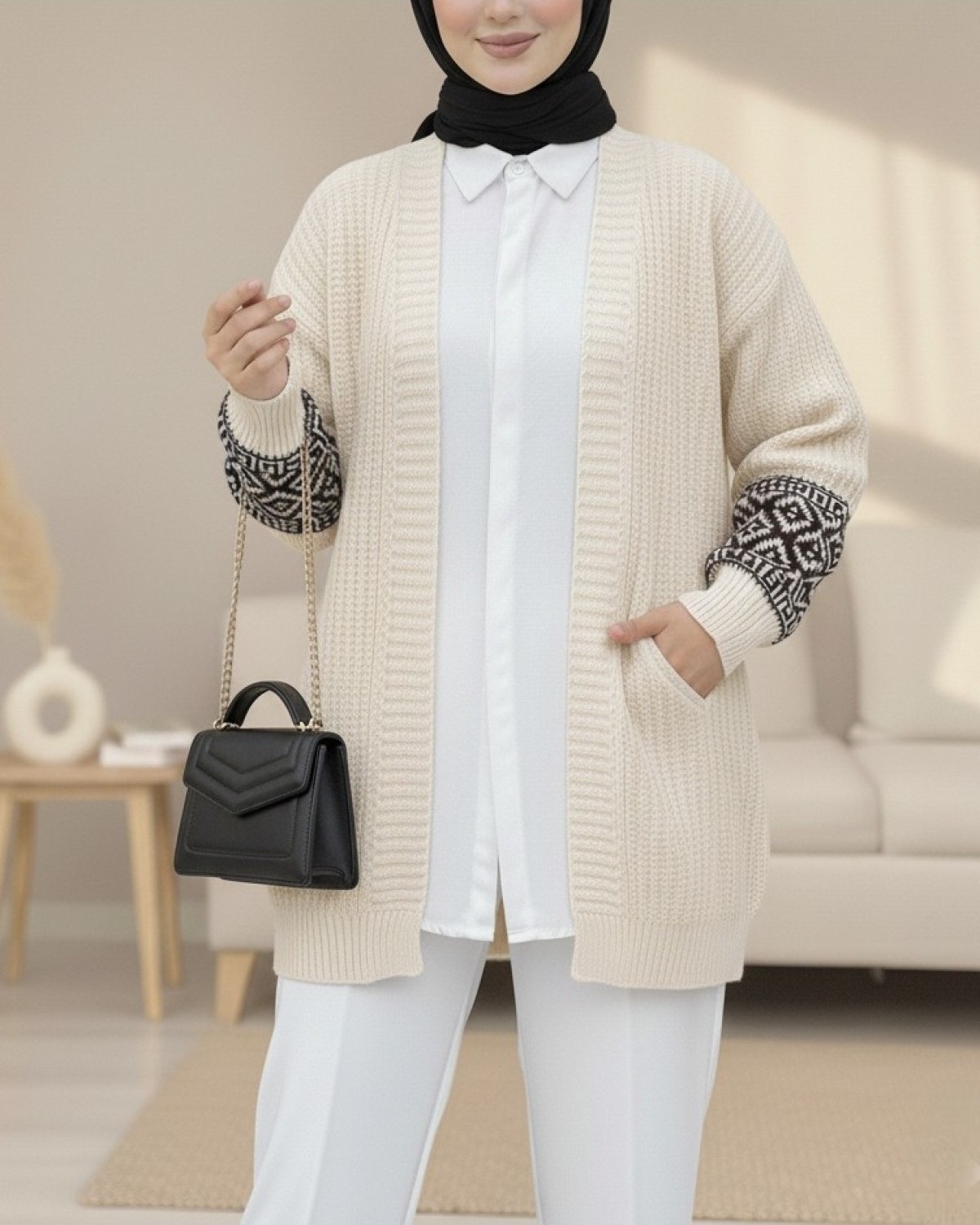 Moda Morfo Kolları Desenli Triko Hırka -Krem