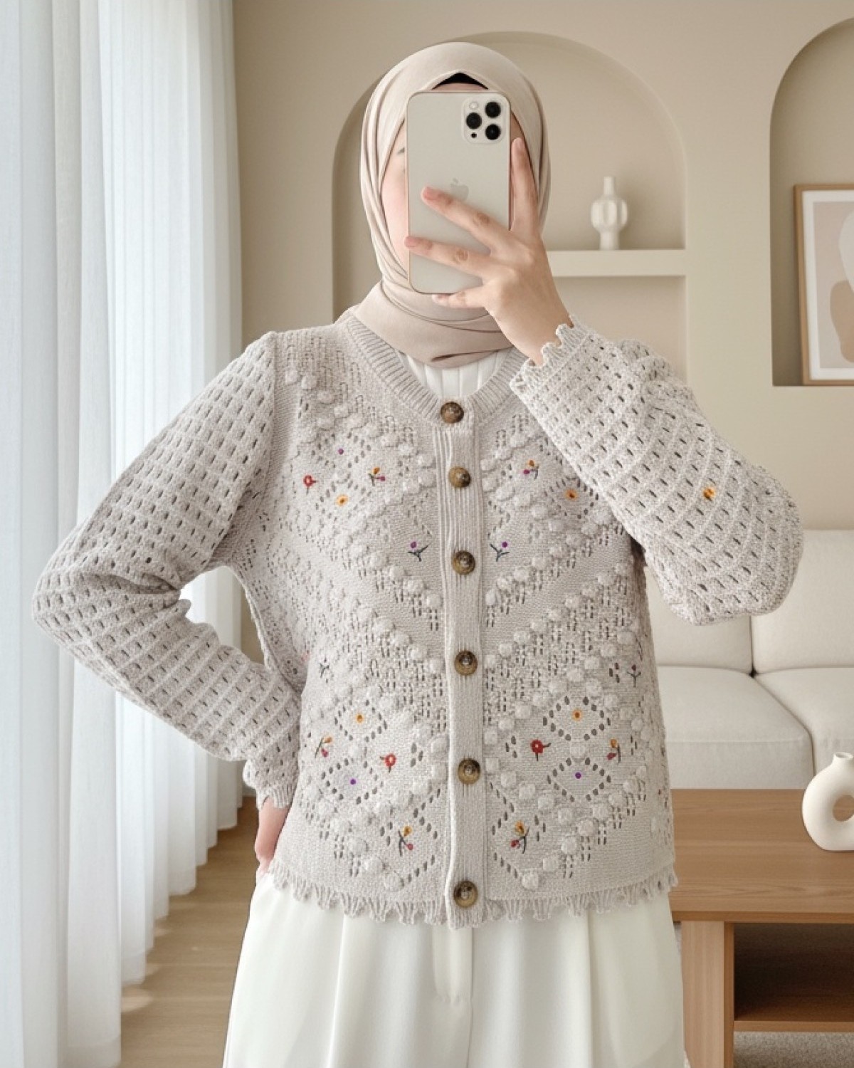 Moda Morfo Çiçek Nakışlı Ponponlu Ajurlu Triko Hırka -Pembe görsel 2
