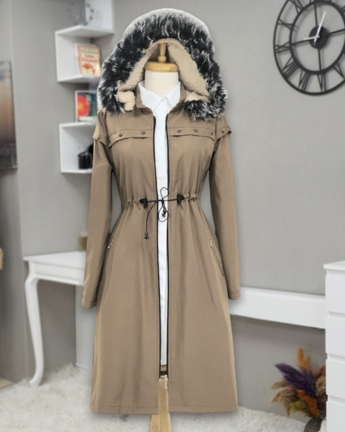 Moda Morfo Çıkma Kapşonlu Yıldız Metal Detaylı Kaban -Taş görsel 6