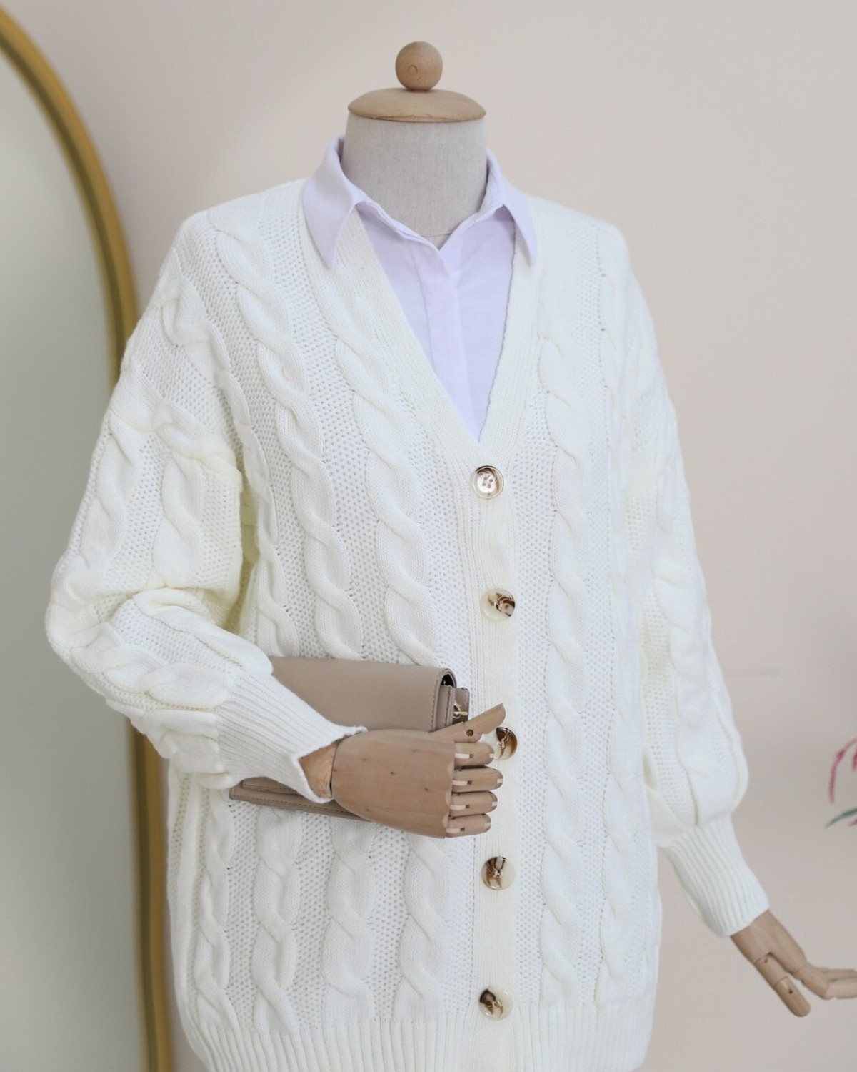 Moda Morfo Saç Örgülü Düğmeli Triko Hırka -Ekru görsel 4