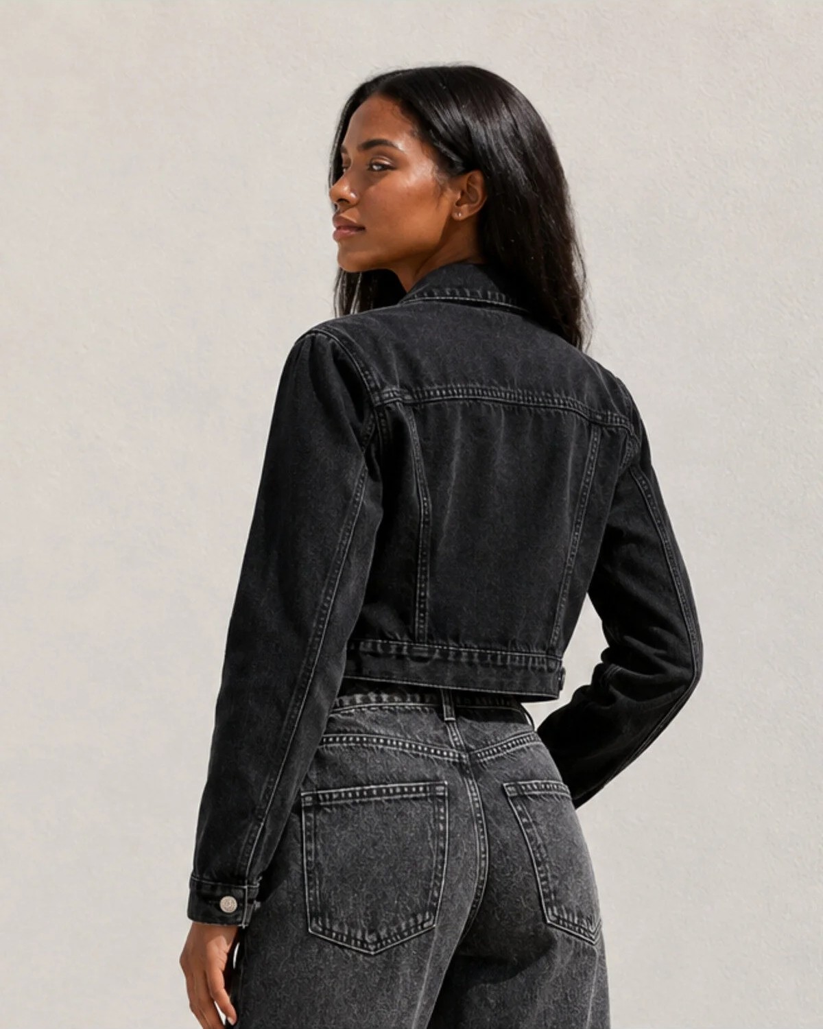 Shevega Siyah Kısa Modern Fit Boyfriend Denim Jean Crop Ceket görsel 3