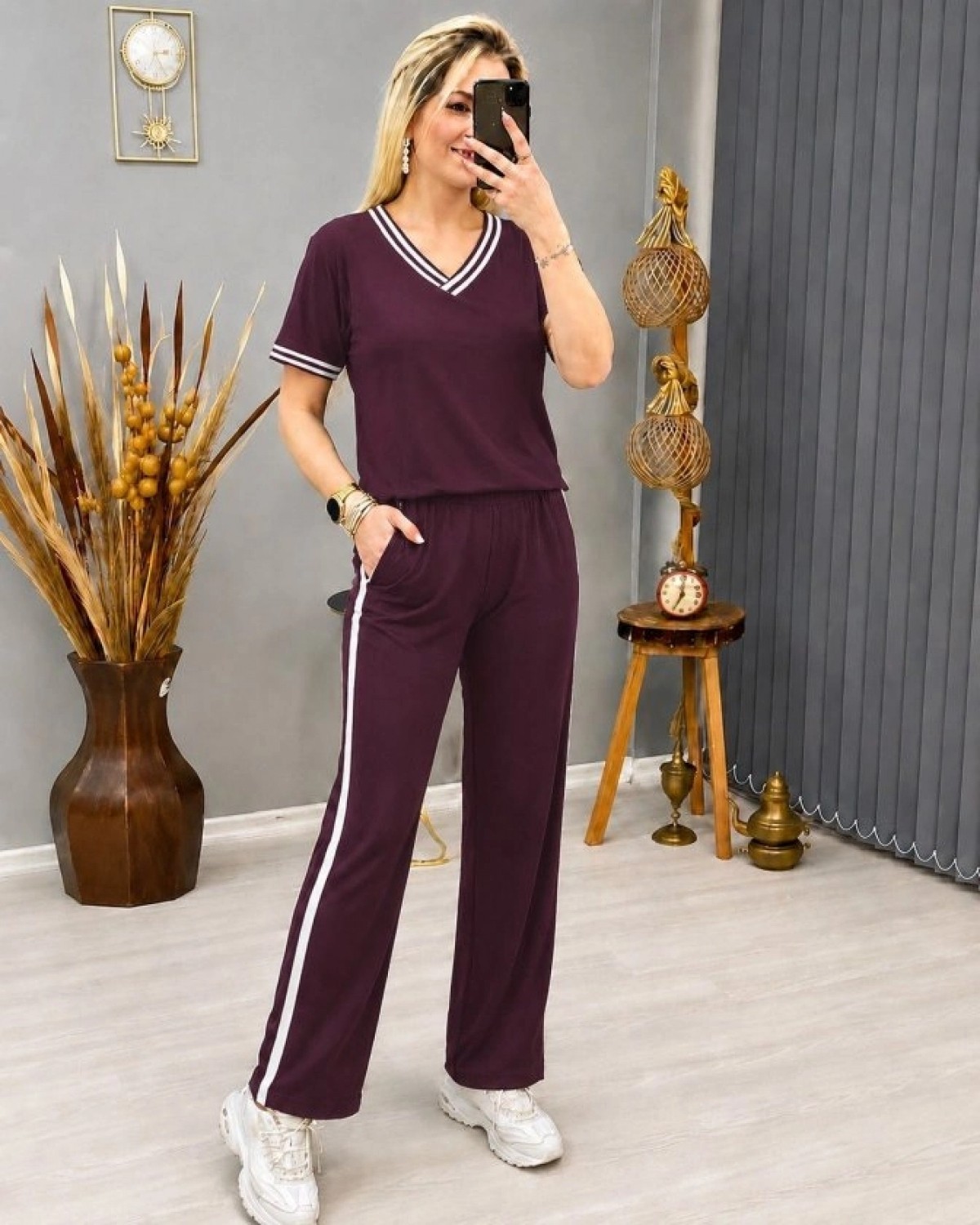 Pileli Store Kadın Kısa Kollu V Yakalı Viskon Iki Iplik Bluz ve Pantolon Ikili Takım