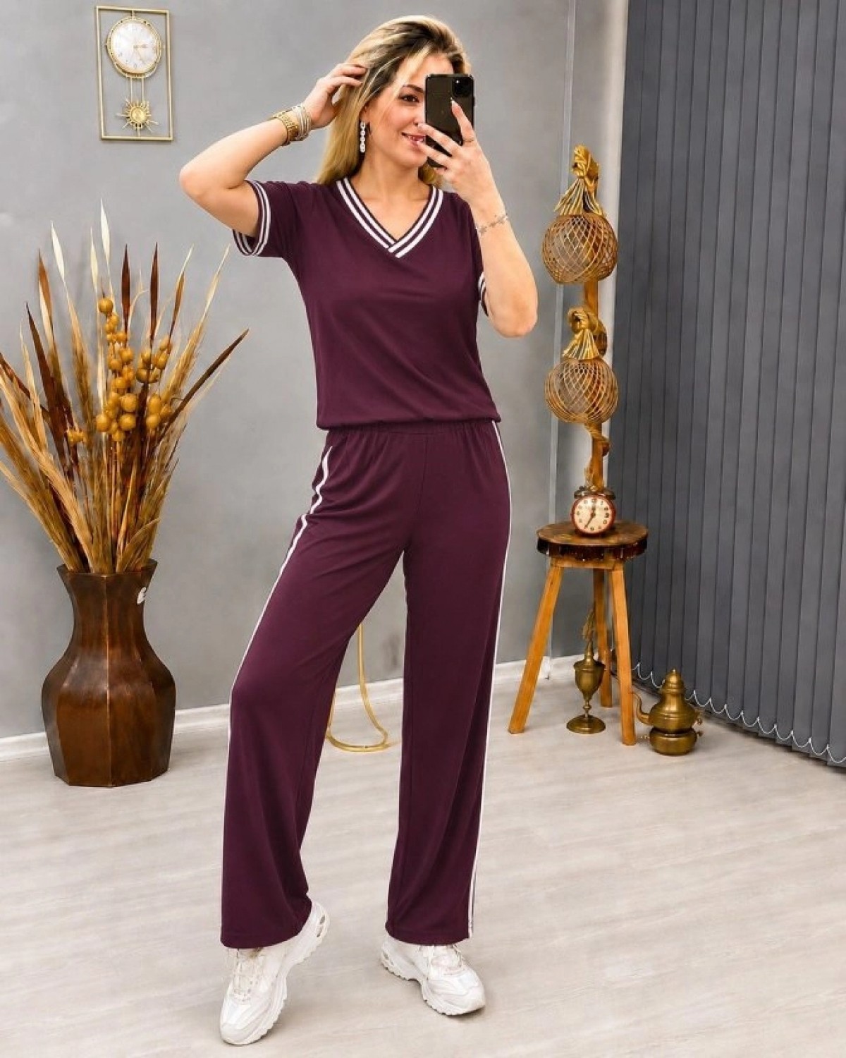 Pileli Store Kadın Kısa Kollu V Yakalı Viskon Iki Iplik Bluz ve Pantolon Ikili Takım görsel 2