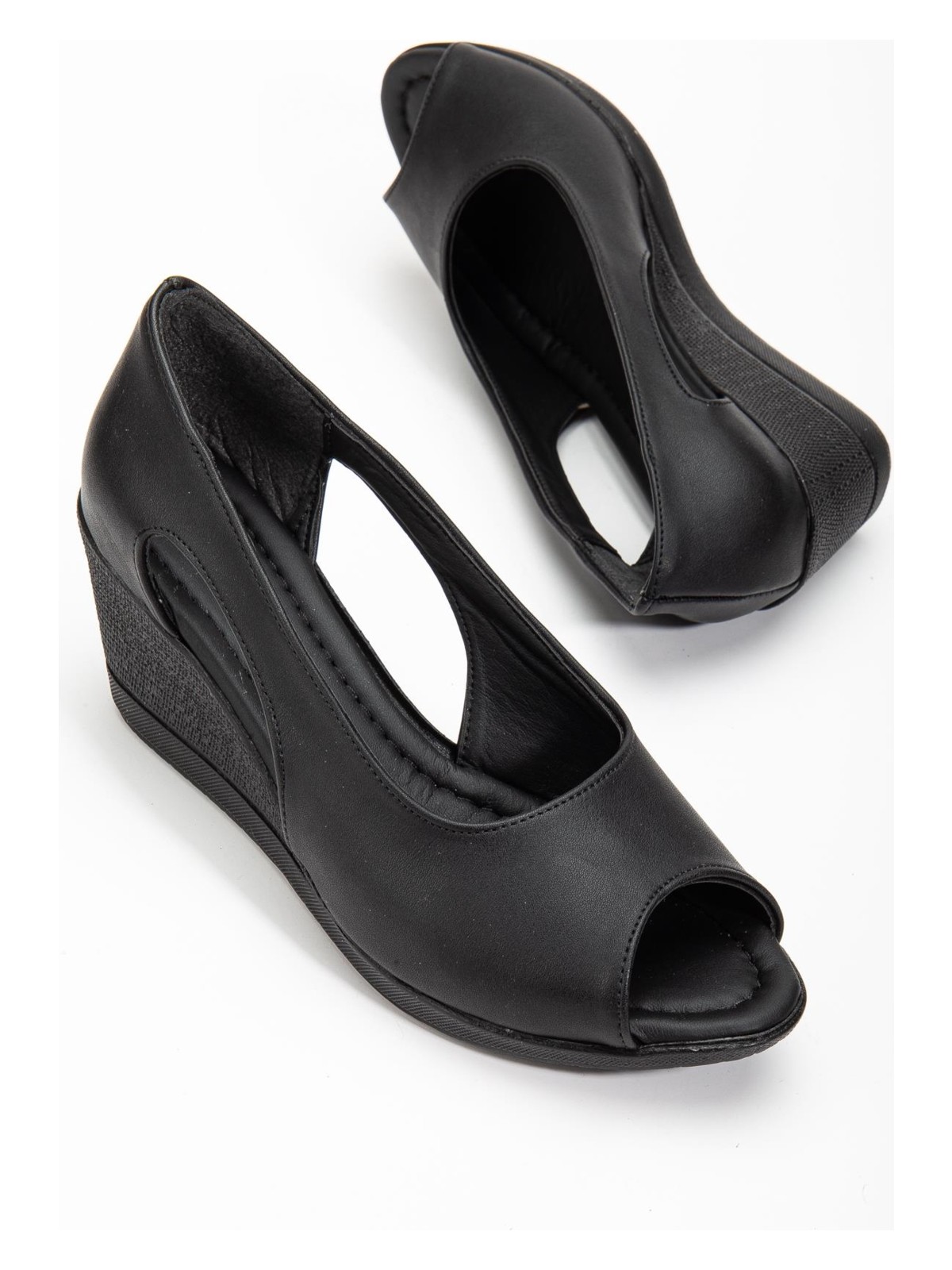 Dilimler Ayakkabı Dolgu Taban Burun Açık Pencereli Ortopedik Suni Deri Siyah Kadın Dolgu Topuk Ayakkabı