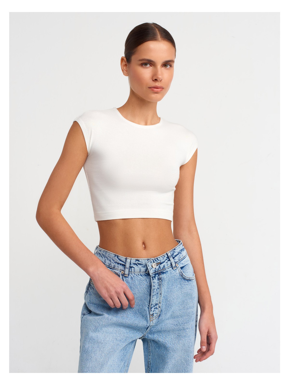 Dilvin 30528 Pamuk ve Modal Karışımlı Crop Top-Ekru